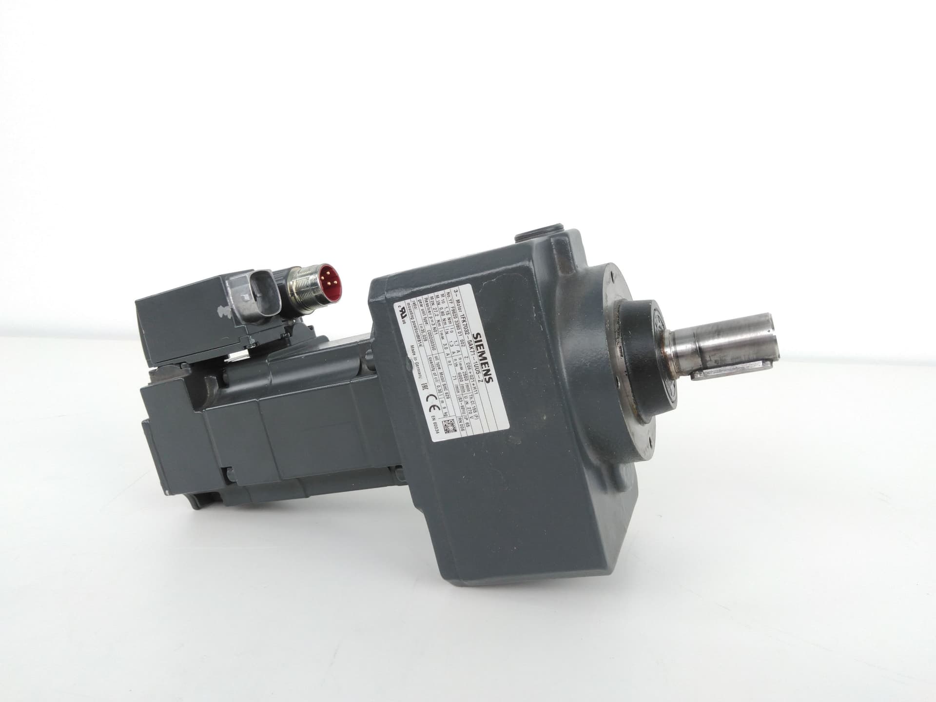 Siemens 1FK7032-5AK71-1UU5-Z Geared Servo Motor