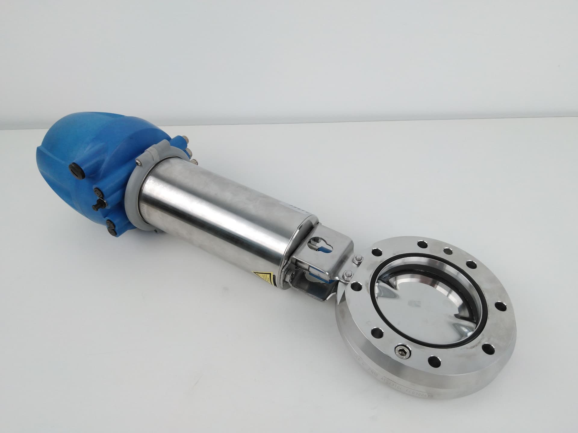 GEA Tuchenhagen 8880/3412 Hygienic Pneumatic Butterfly Valve, 4", 316L SS