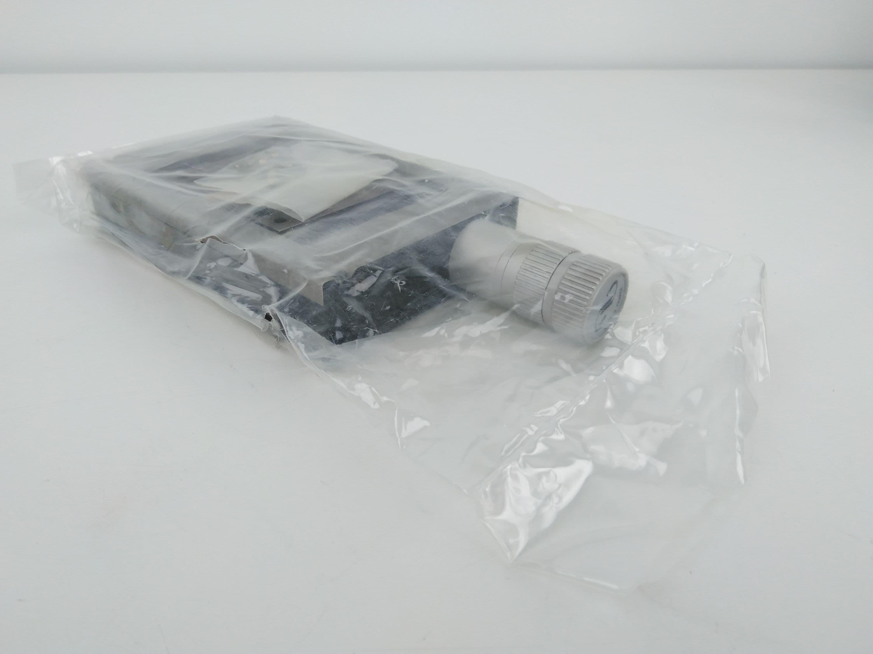 Newport Micro-Controle UT100-25 Linear Translation Stage