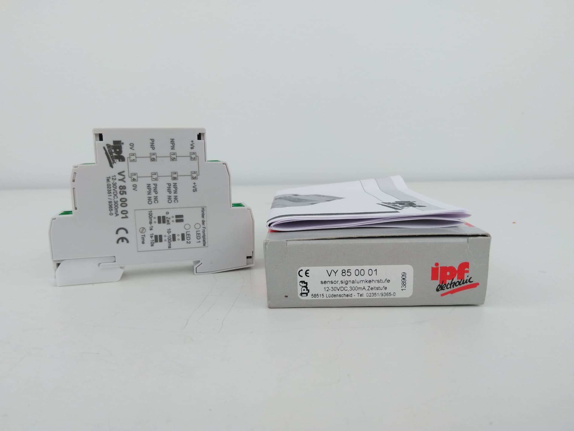 IPF Electronic VY850001 Signal Inverter