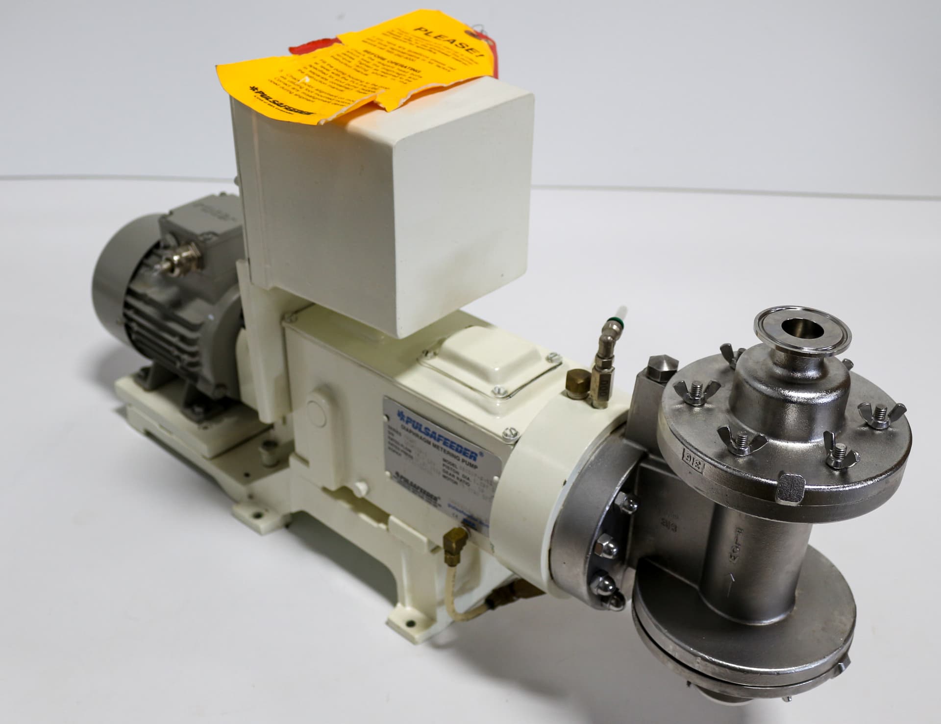 Pulsafeeder 880CIP-S-AE Hydraulic Diaphragm Metering Pump - 20 GPH, 150 PSI