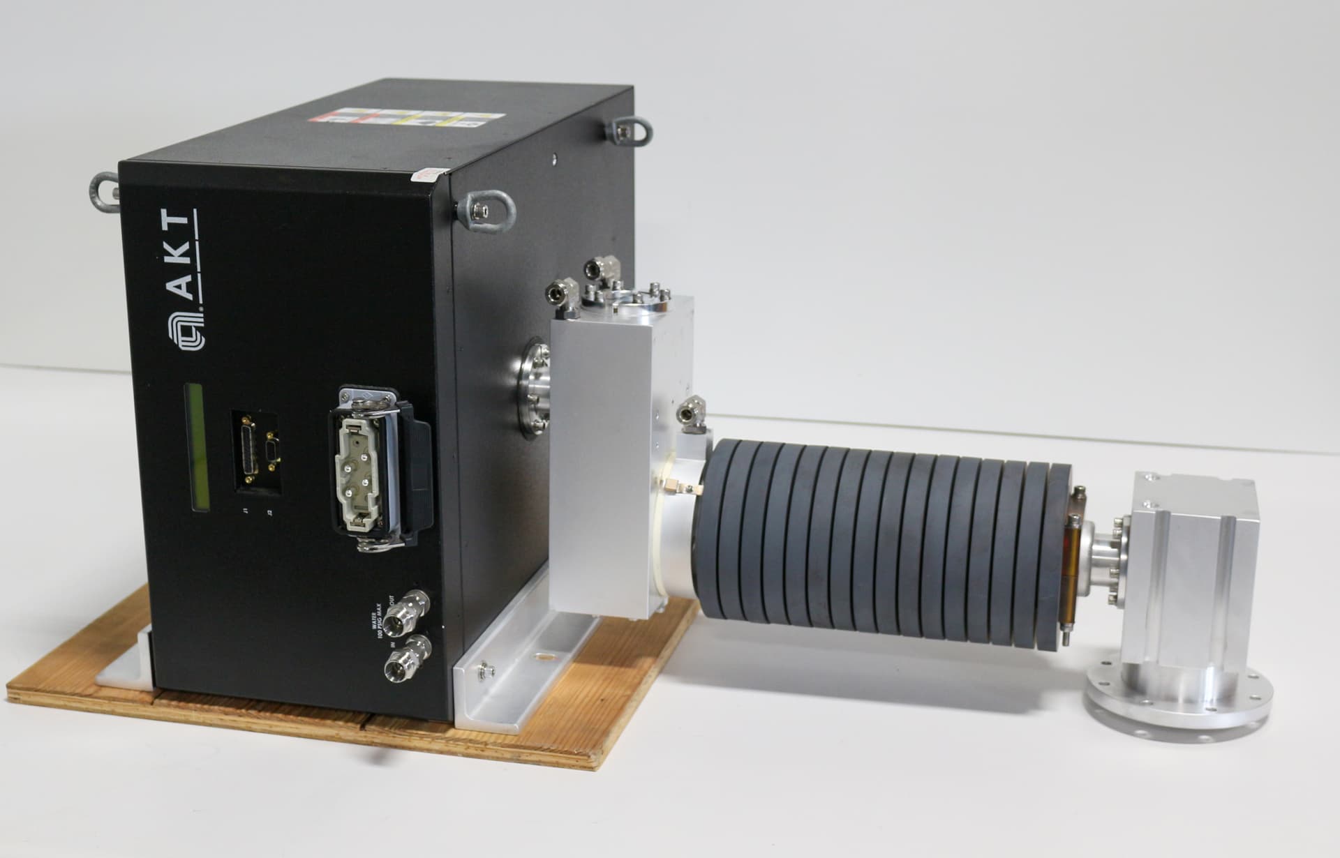 MKS ASTeX AKT AMAT ASTRON HF+ AX7636-04 Reactive Gas Generator & Plasma Source