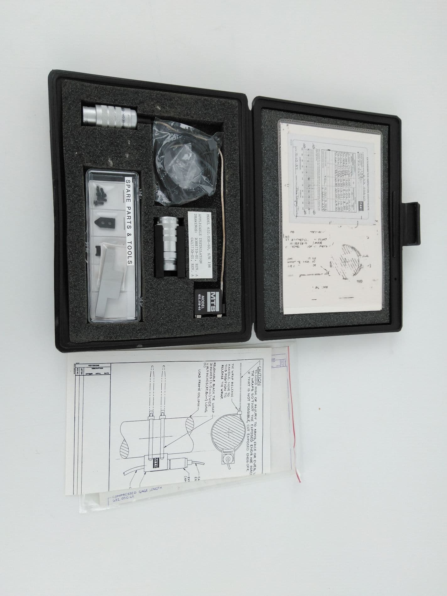MTS Systems Corp. 63205B-60 Extensometer