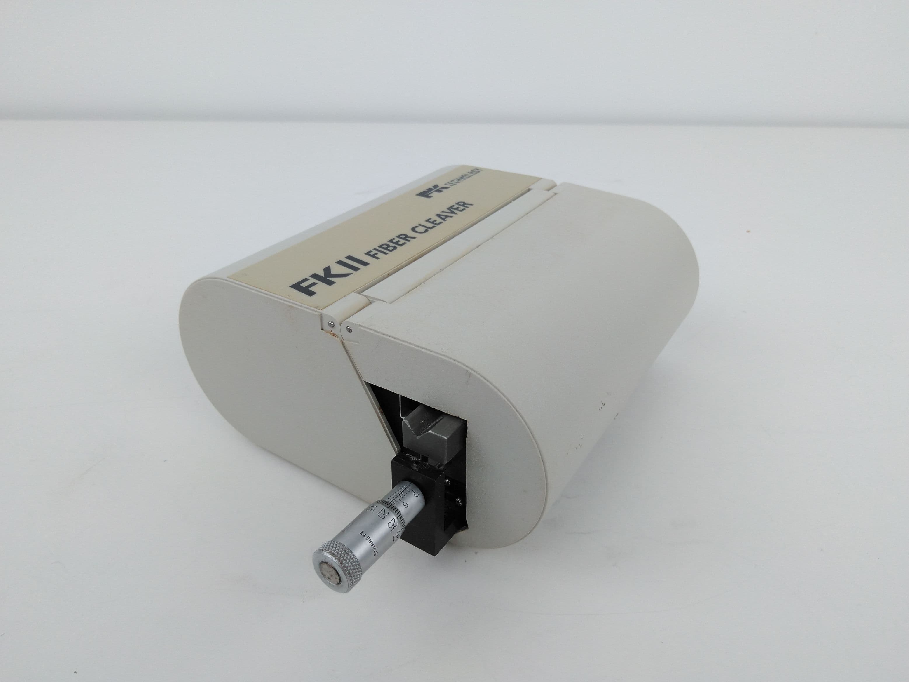 PK Technology Inc. FK11-STD Fiber Optic Cleaver