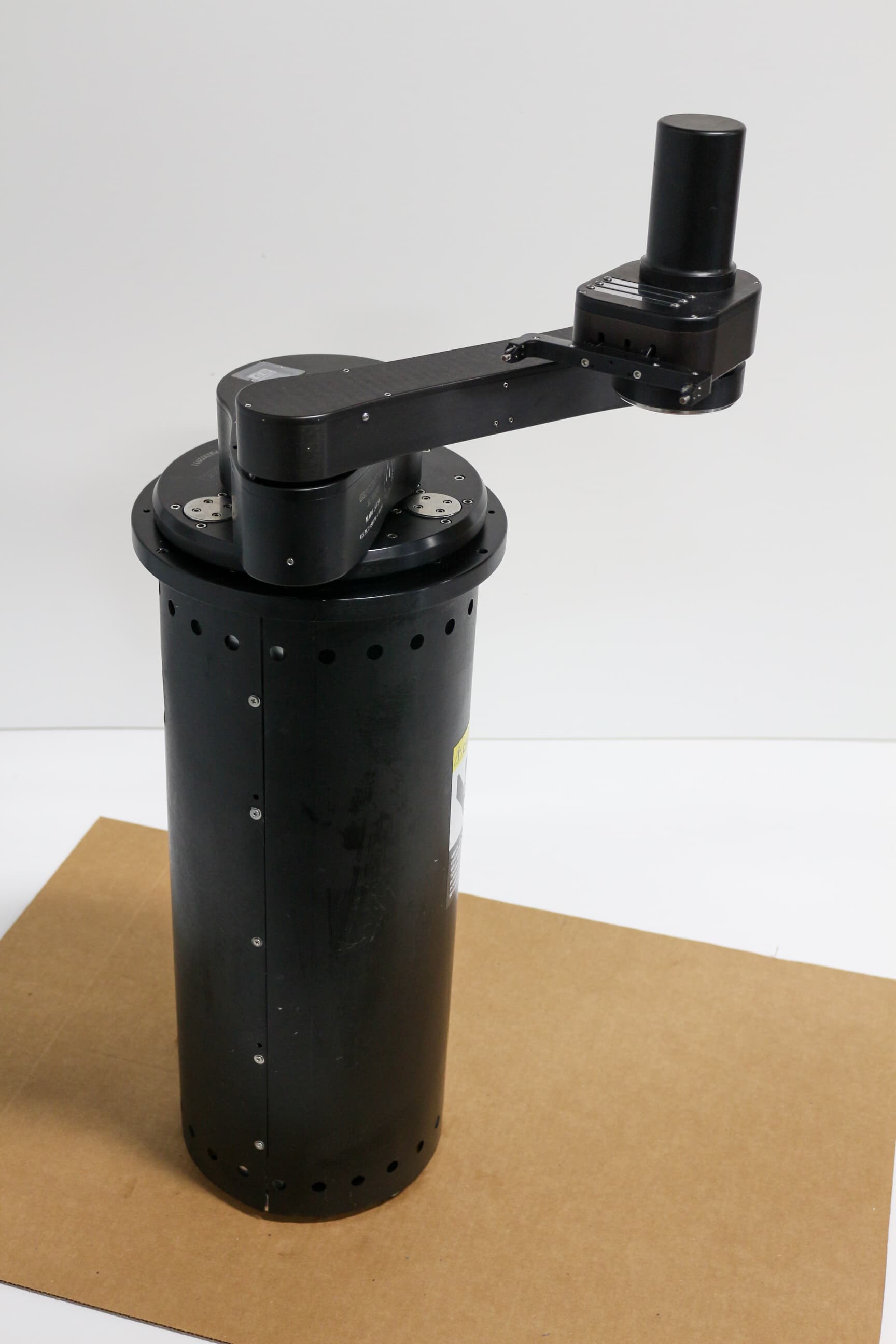 Genmark Gencobot 7S/3L Robot