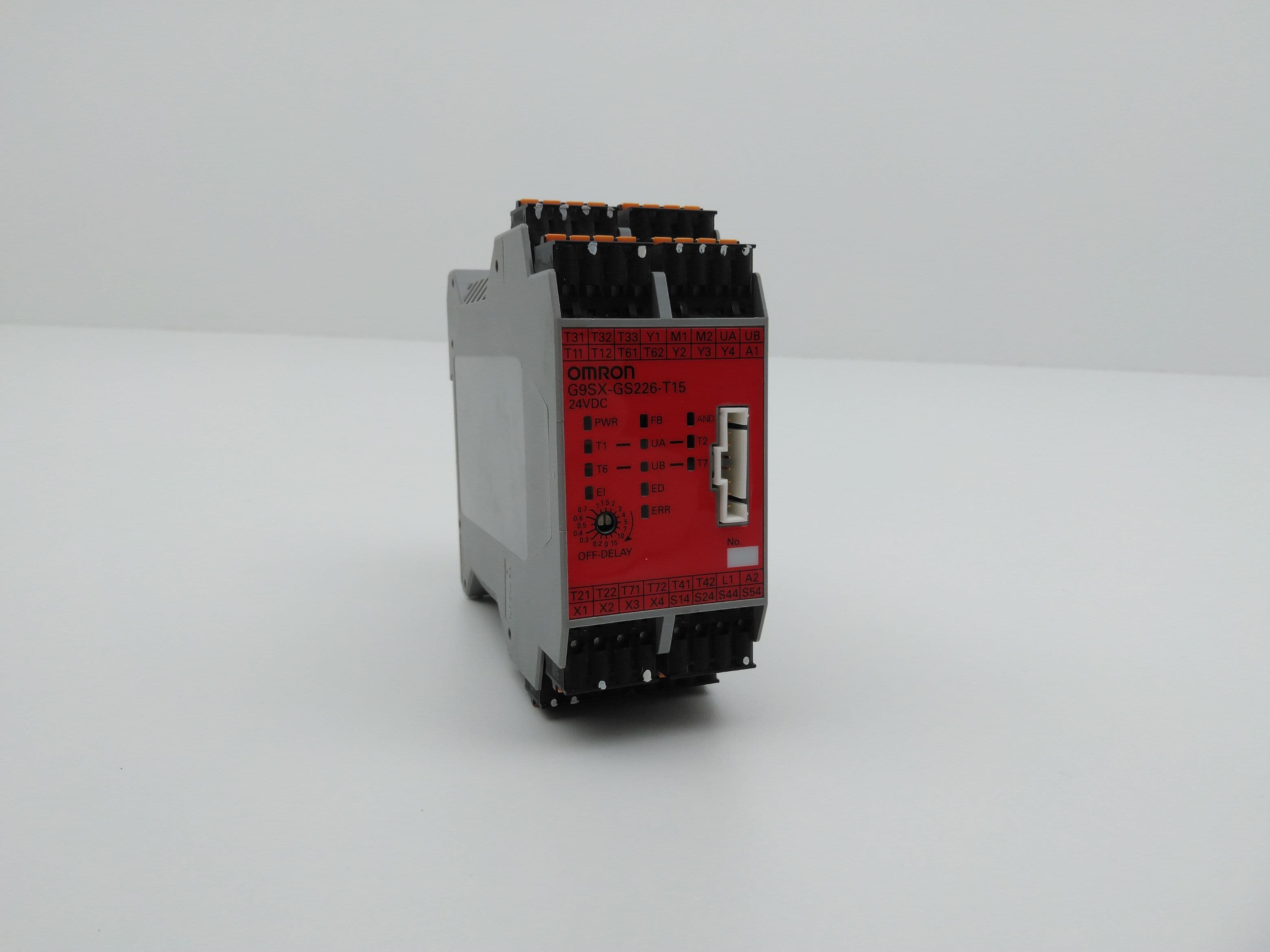 Omron G9SX-GS226-T15-RC Safety Guard Switching Unit