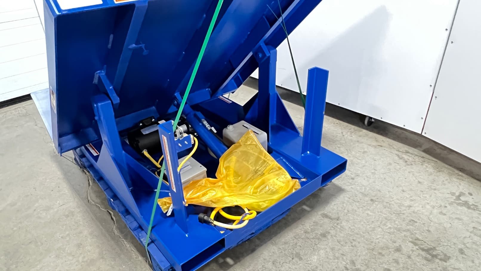 Vestil EM1-200-4848-2 Hydraulic Tilt Table