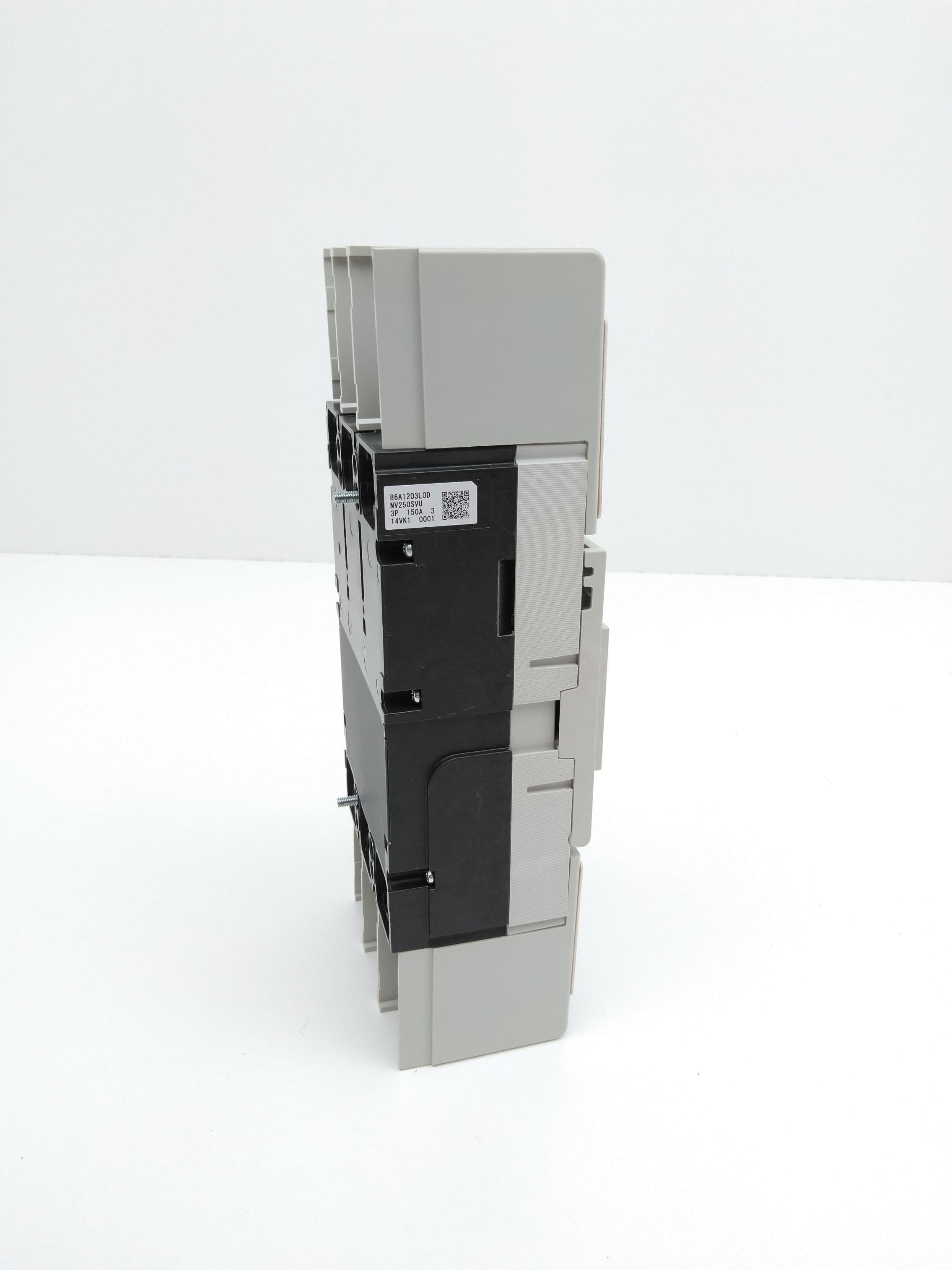 Mitsubishi NV250-SVU3P150A Circuit Breaker 3P, 150A w/ Ground Fault Protection