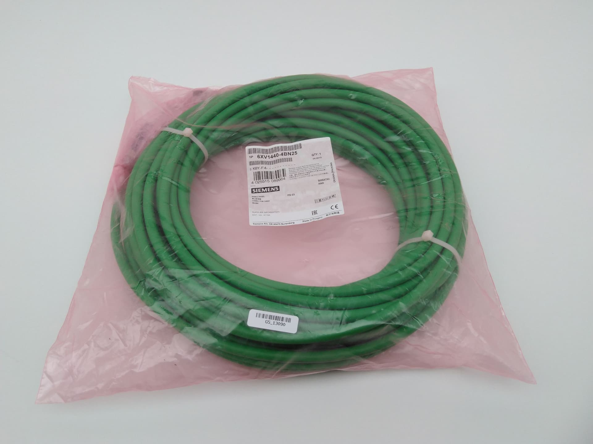Siemens 6XV1440-4BN25 Connecting Cable PN for Mobile Panels (PROFINET)