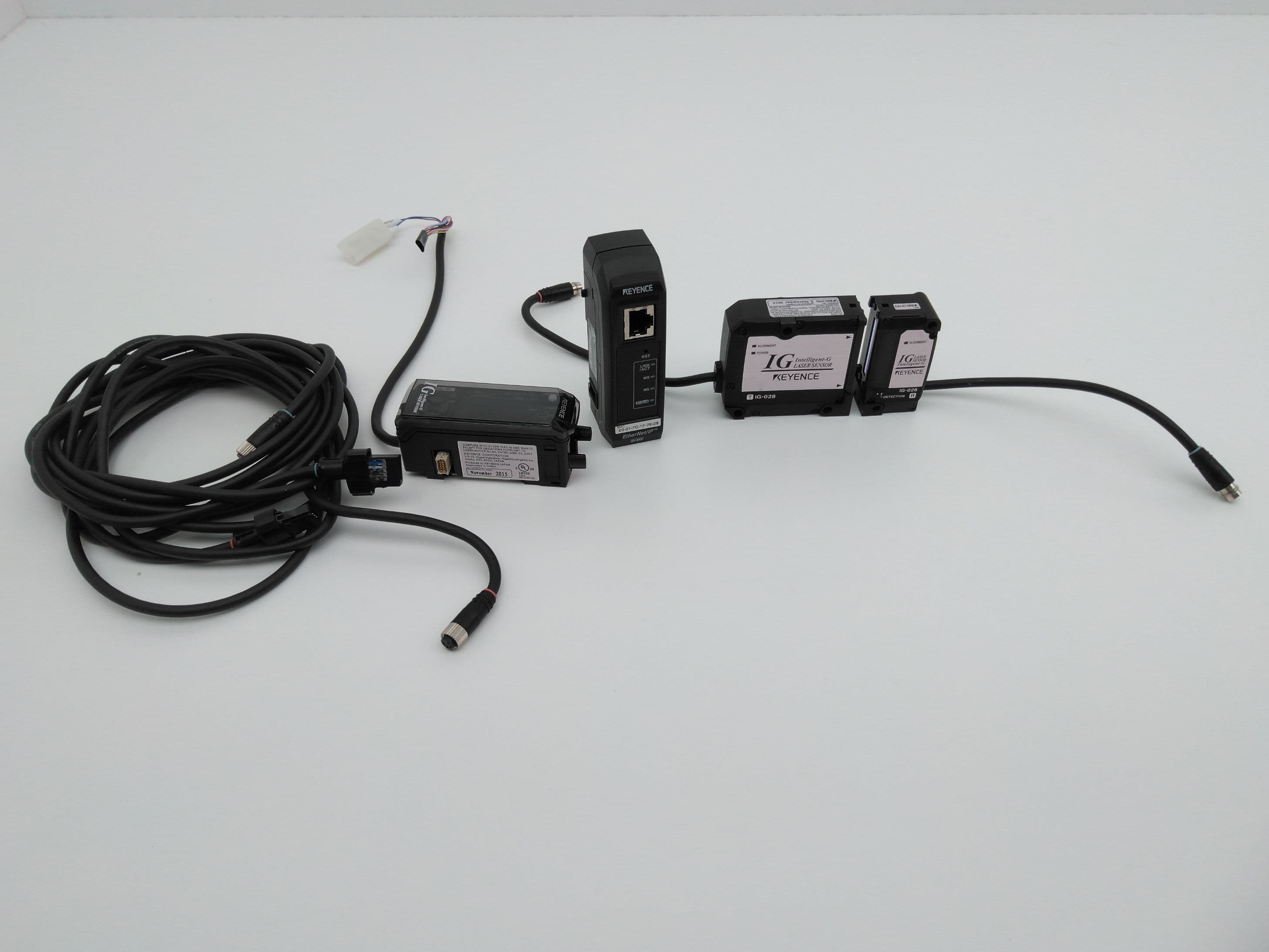 Keyence IG-028 Multi Purpose CDD Laser Micrometer, IG-028T, IG-028R, IG-1000