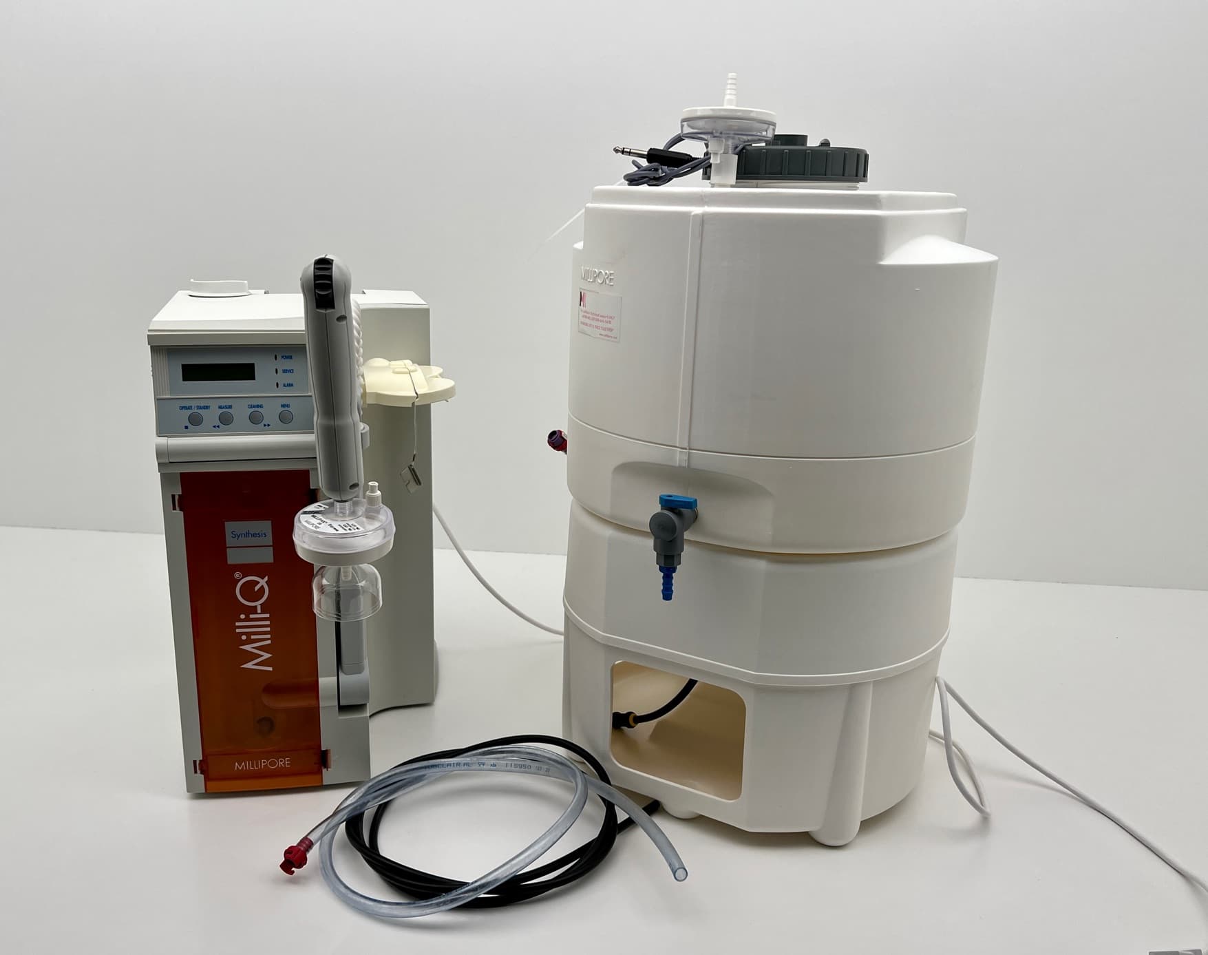 Millipore Milli-Q Synthesis ZMQS6VF01 Water Purification System