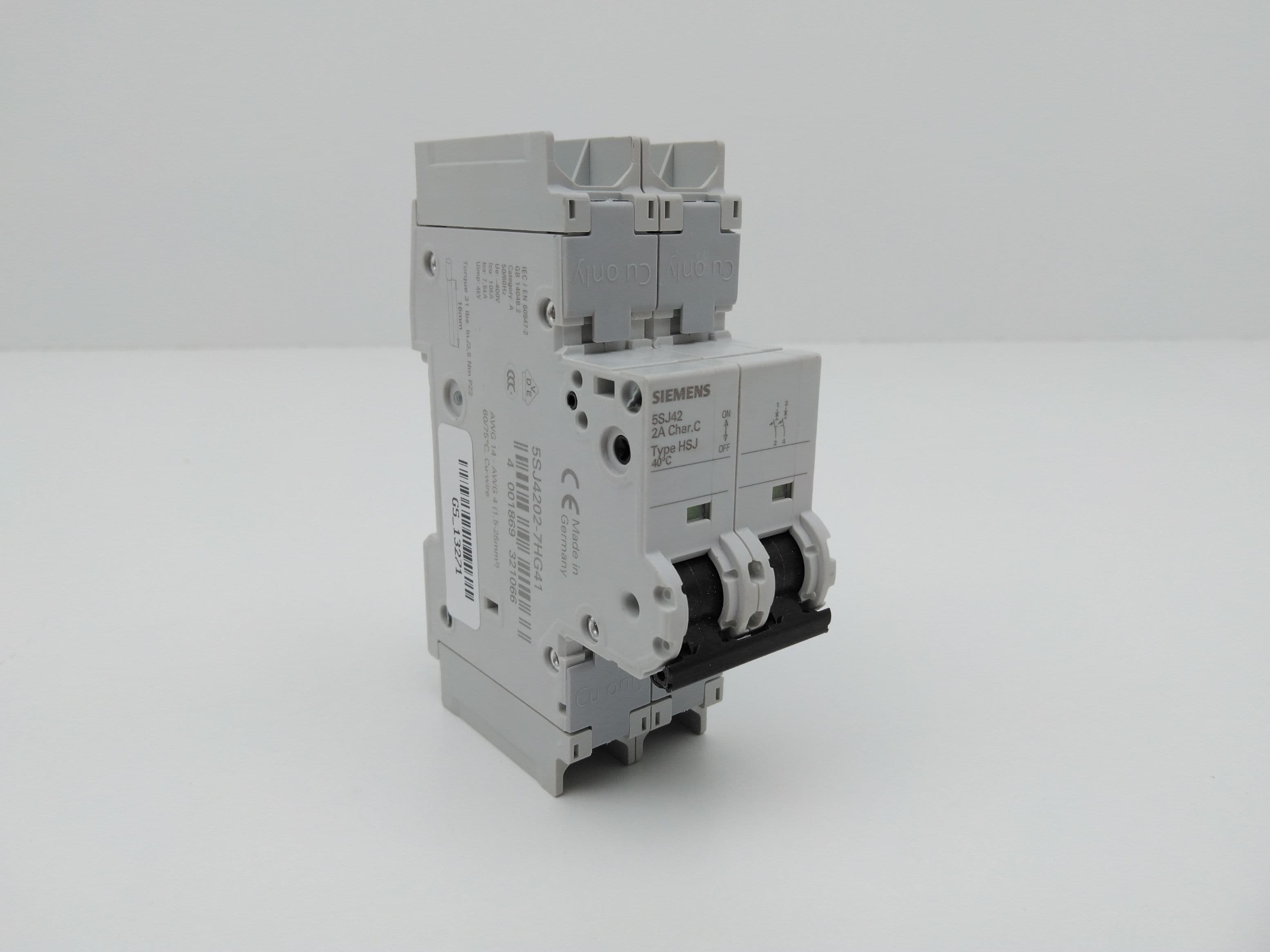 Siemens 5SJ4202-7HG41 Circuit Breaker, 2 Pole, 2 Amp, 240VAC