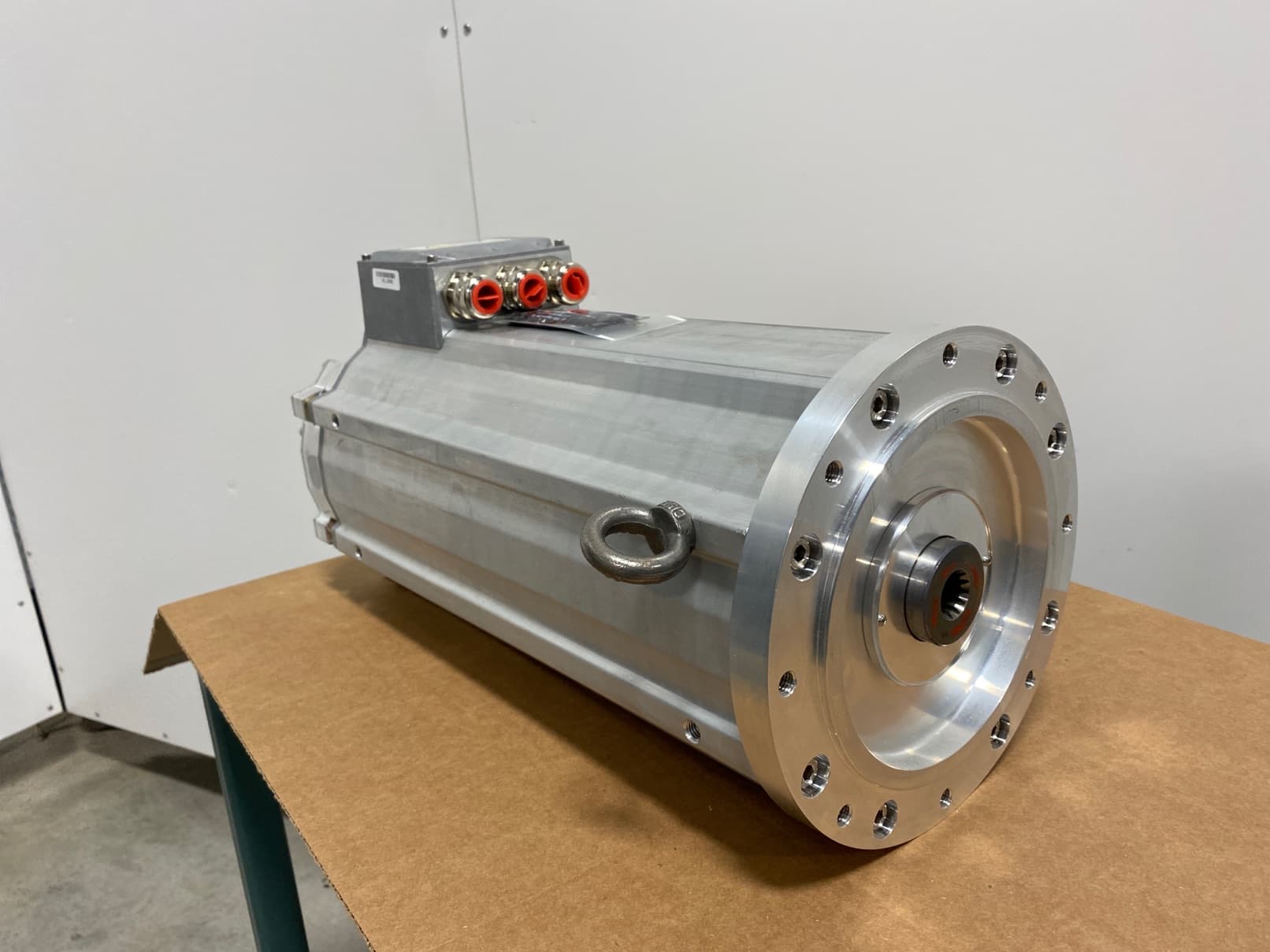 Parker Hannifin Corp. C-GVM210300K6-600574 PMAC GVM Global Vehicle Motor