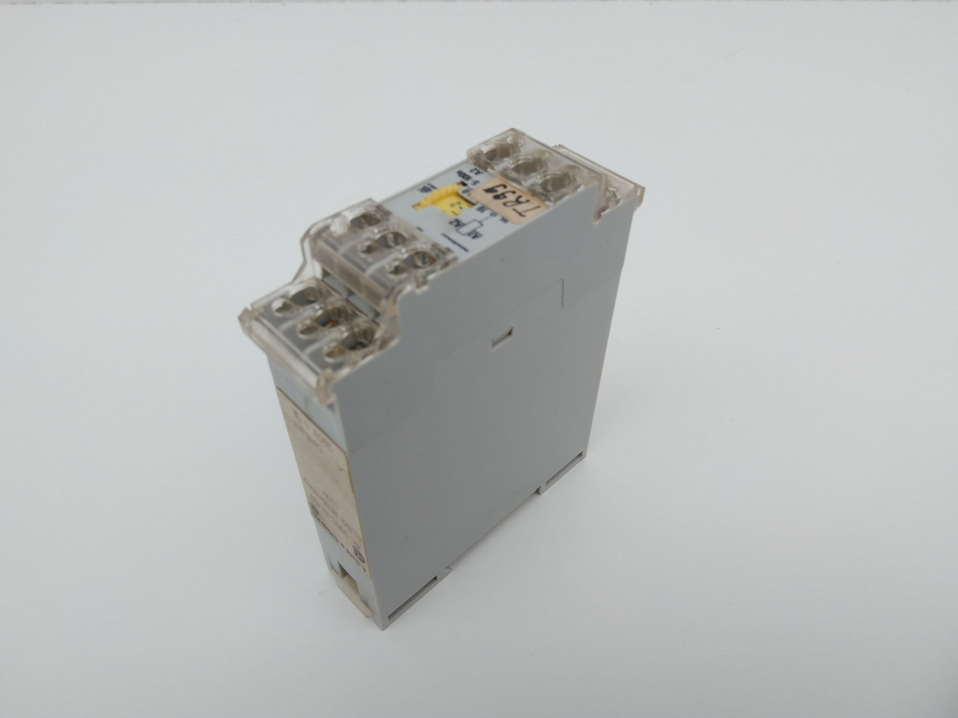 E.Dold u.Sohne KG MK 9903.81/60/A1/A2 AC50/60CY 110V Protection Relay