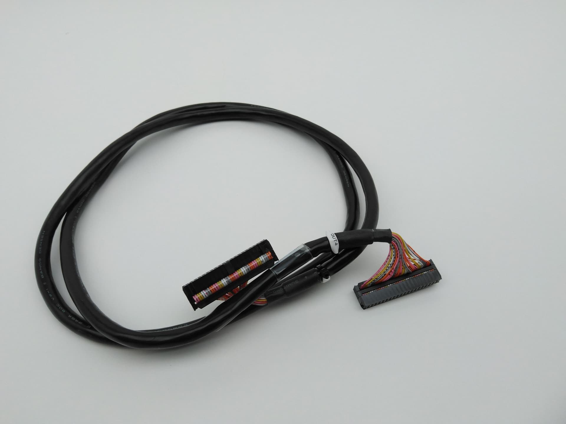 Toyogiken Co., LTD. KB40N-1H1H-1.5MB 40-pin Straight Interface Cable