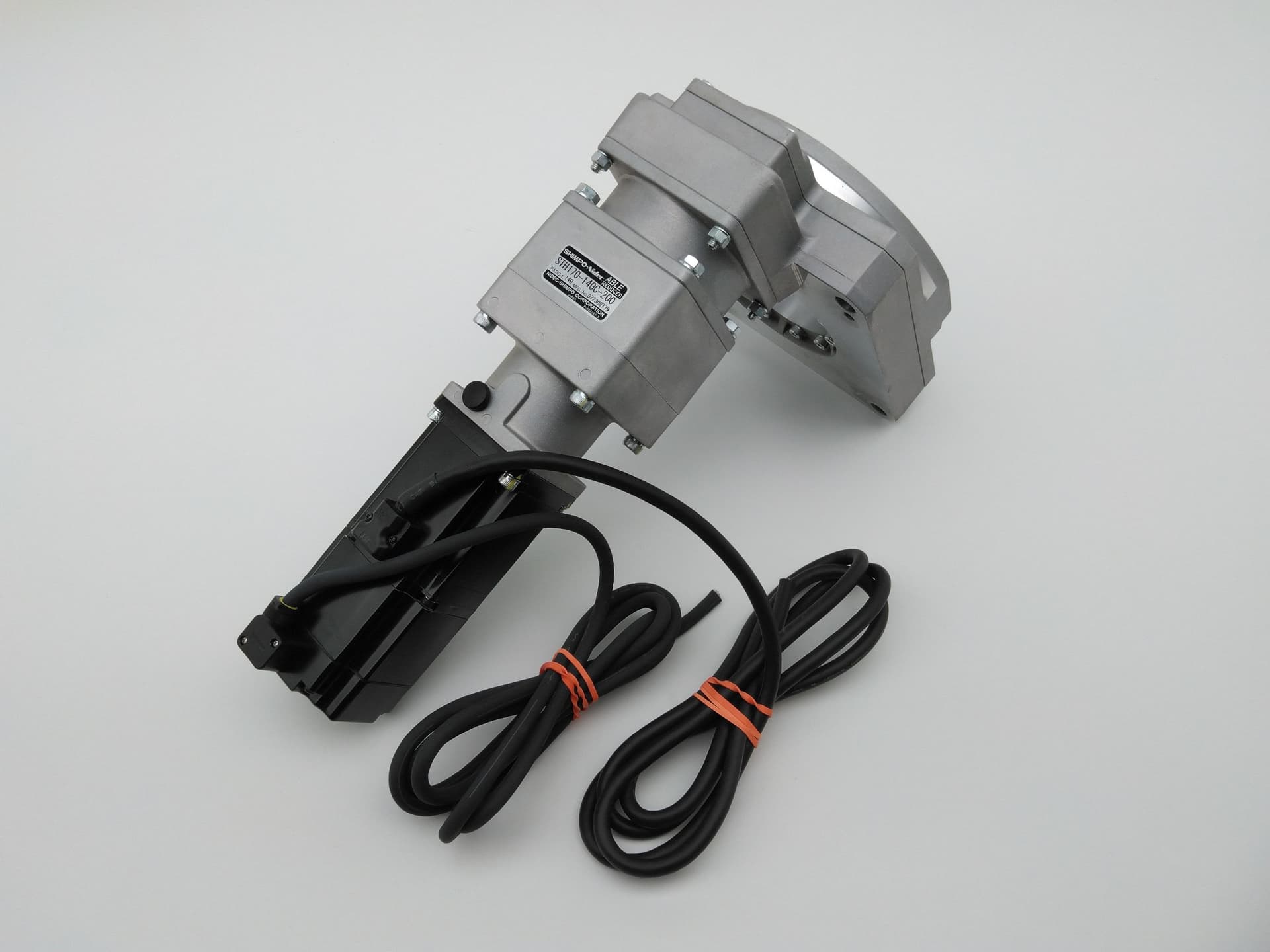 Shimpo-Nidec Yaskawa STH170-140C-200, SGMJV-043A2C ABLE Reducer w/ Servo Motor