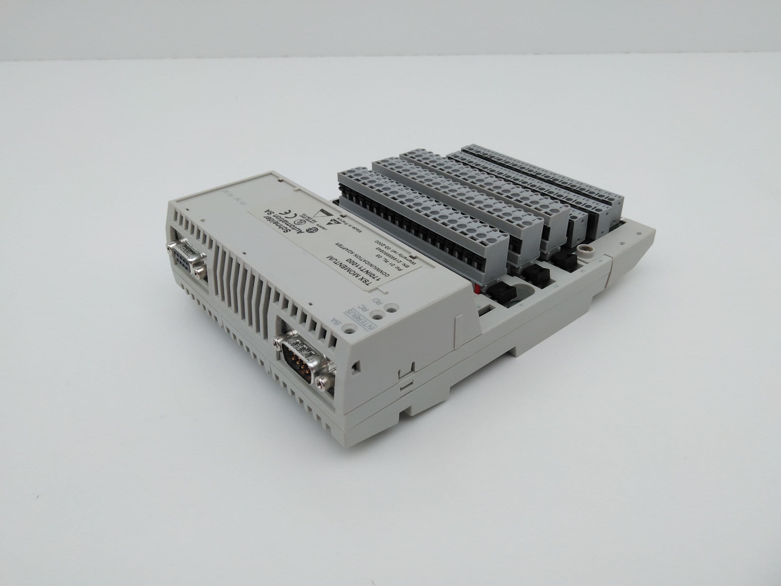 Schneider Automation 170ADM35010, 170INT11000 Base w/ Communication Adapter