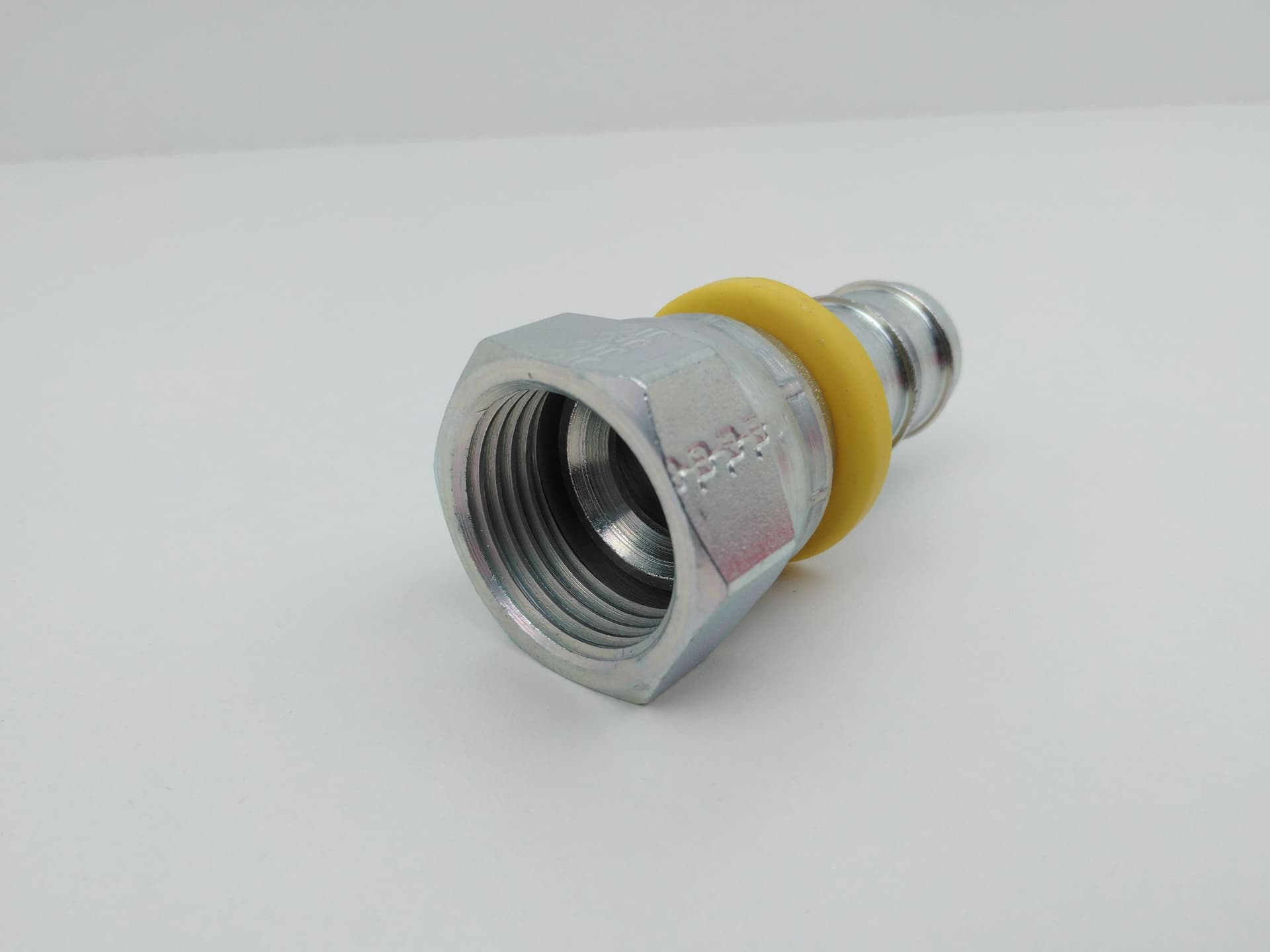 Parker Hannifin Push-Lok 30682-12-12 3/4" Hose Barb Fem. JIC 37 1-1/16 -12THD