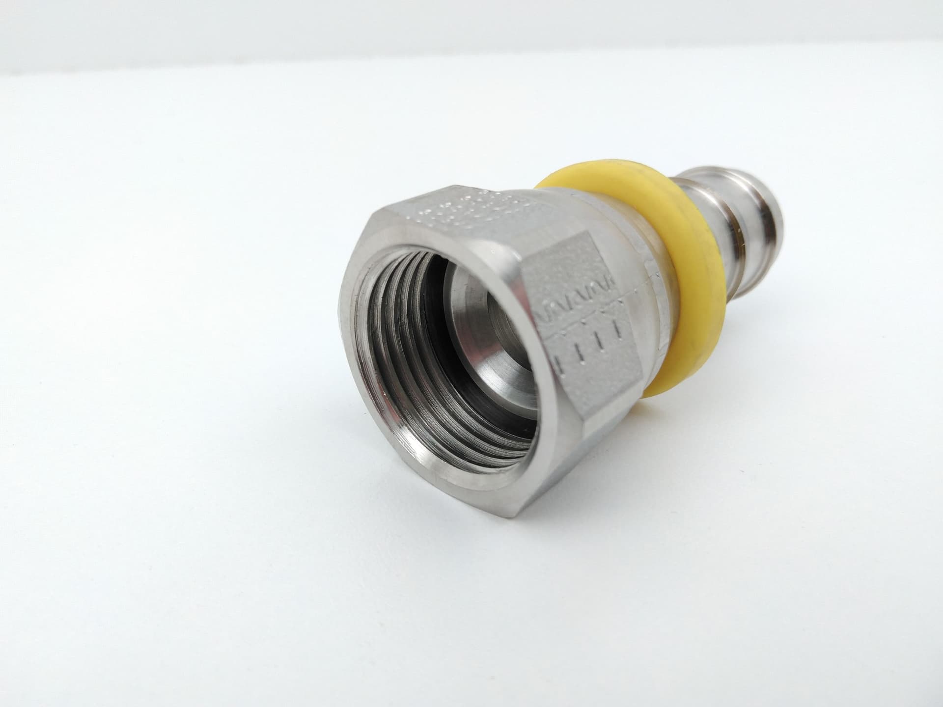 Parker Push-Lok 30682-12-12-C SS 3/4" Hose Barb Fem. JIC37 1-1/6- 12 THD