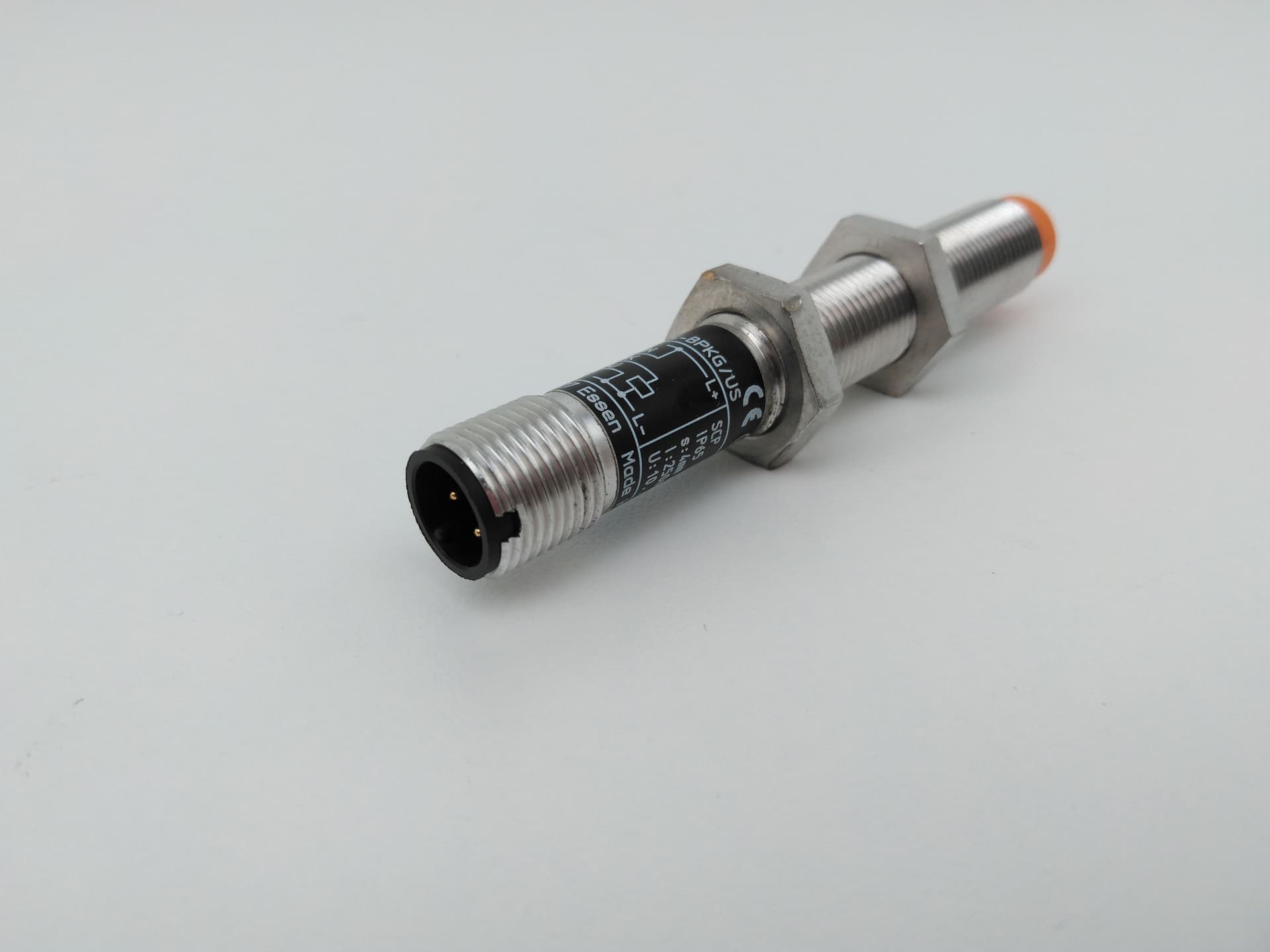 IFM Electronic IF5579, IFA3004-BKG/US Inductive Sensor