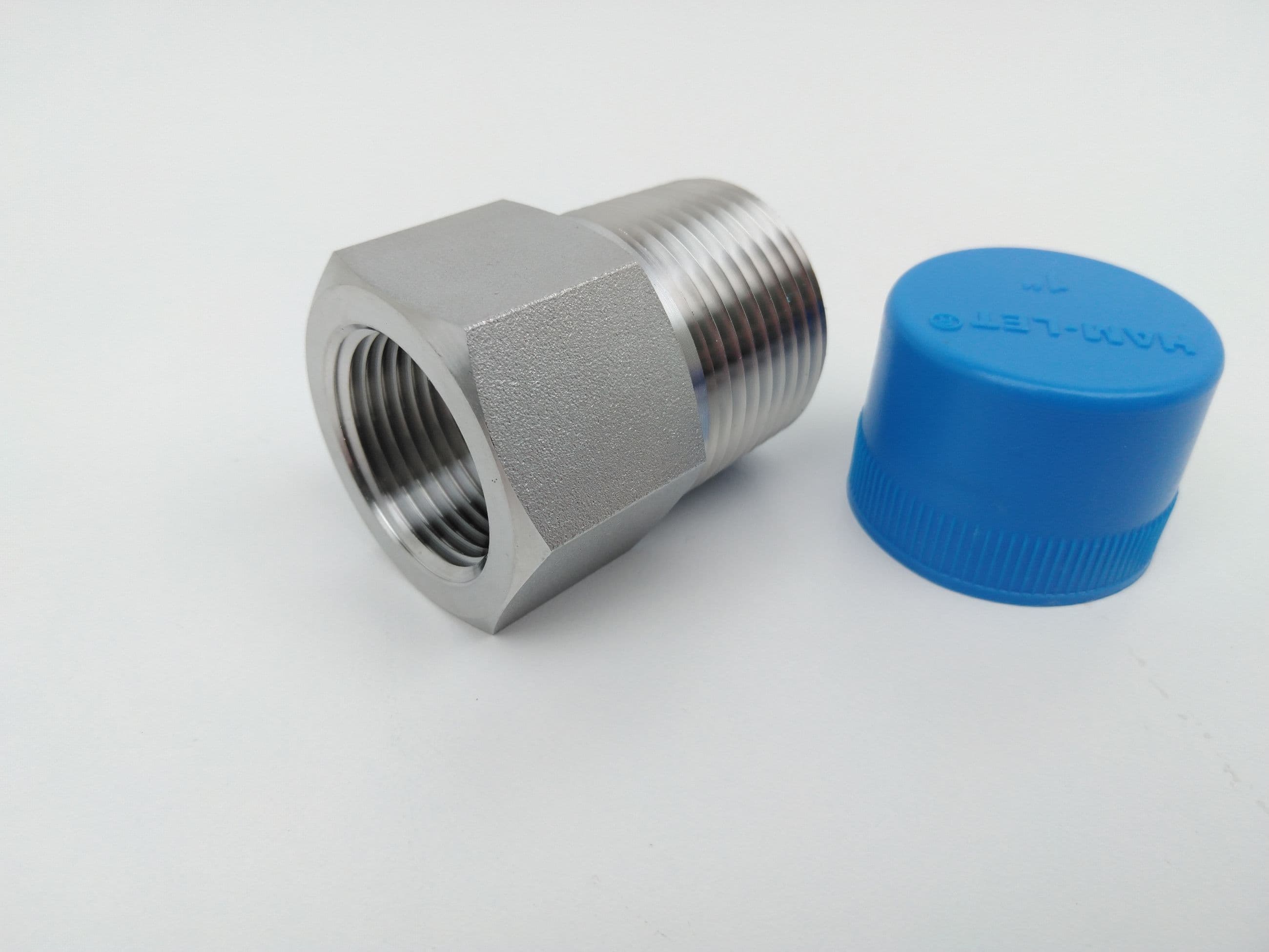 Ham-Let 316SS Adapter 3/4"FNPT x1"MNPT