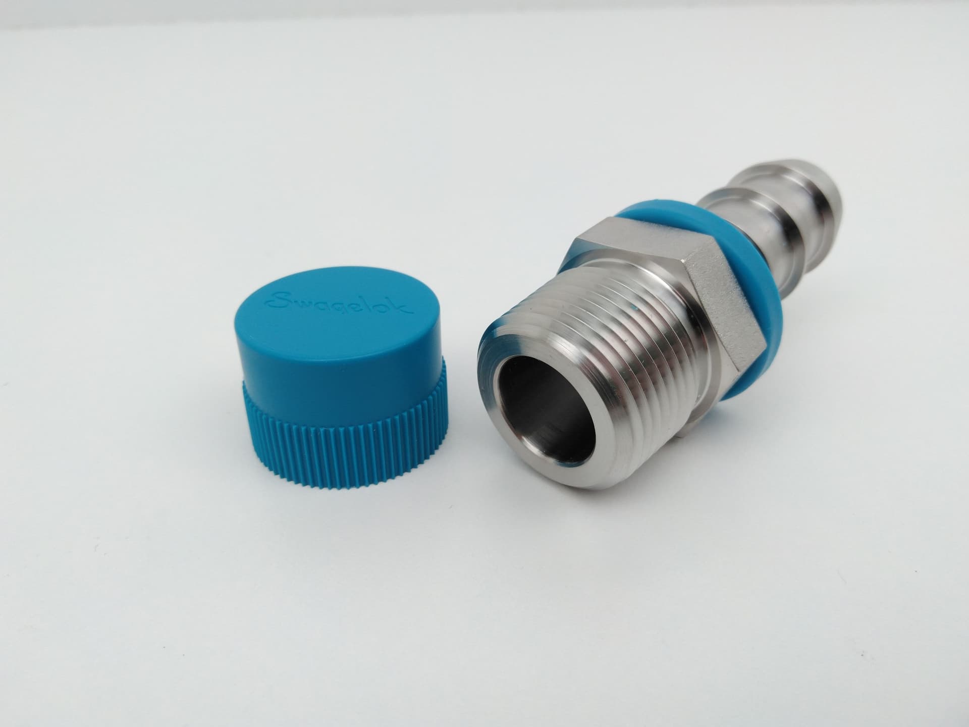 Swaglok SS-PB12-PM12 316SS Barbed Hose Connector. 3/4" Hose X 3/4" MNPT
