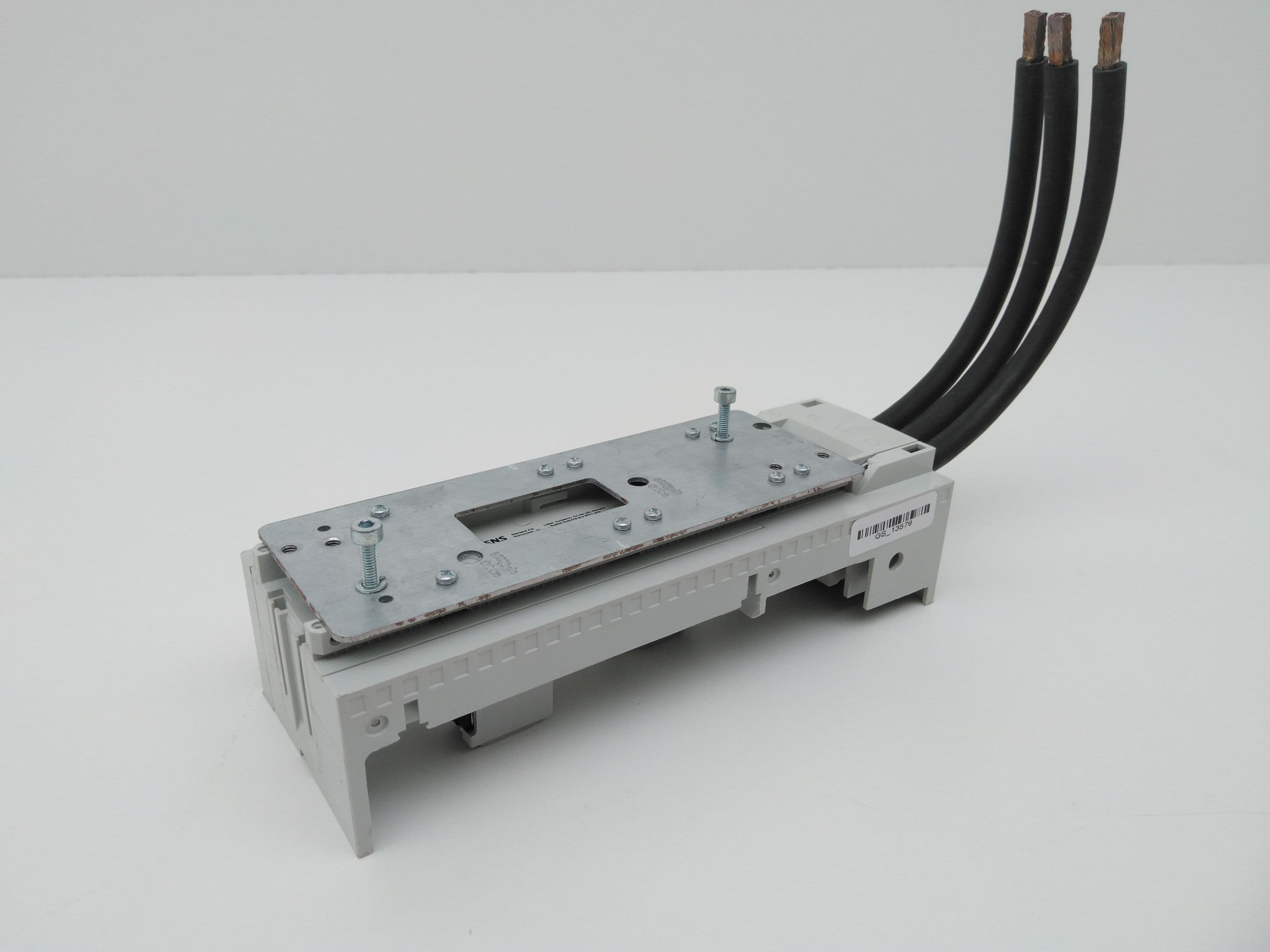 Siemens 8US1211-4TR00 Busbar Adapter 60 mm