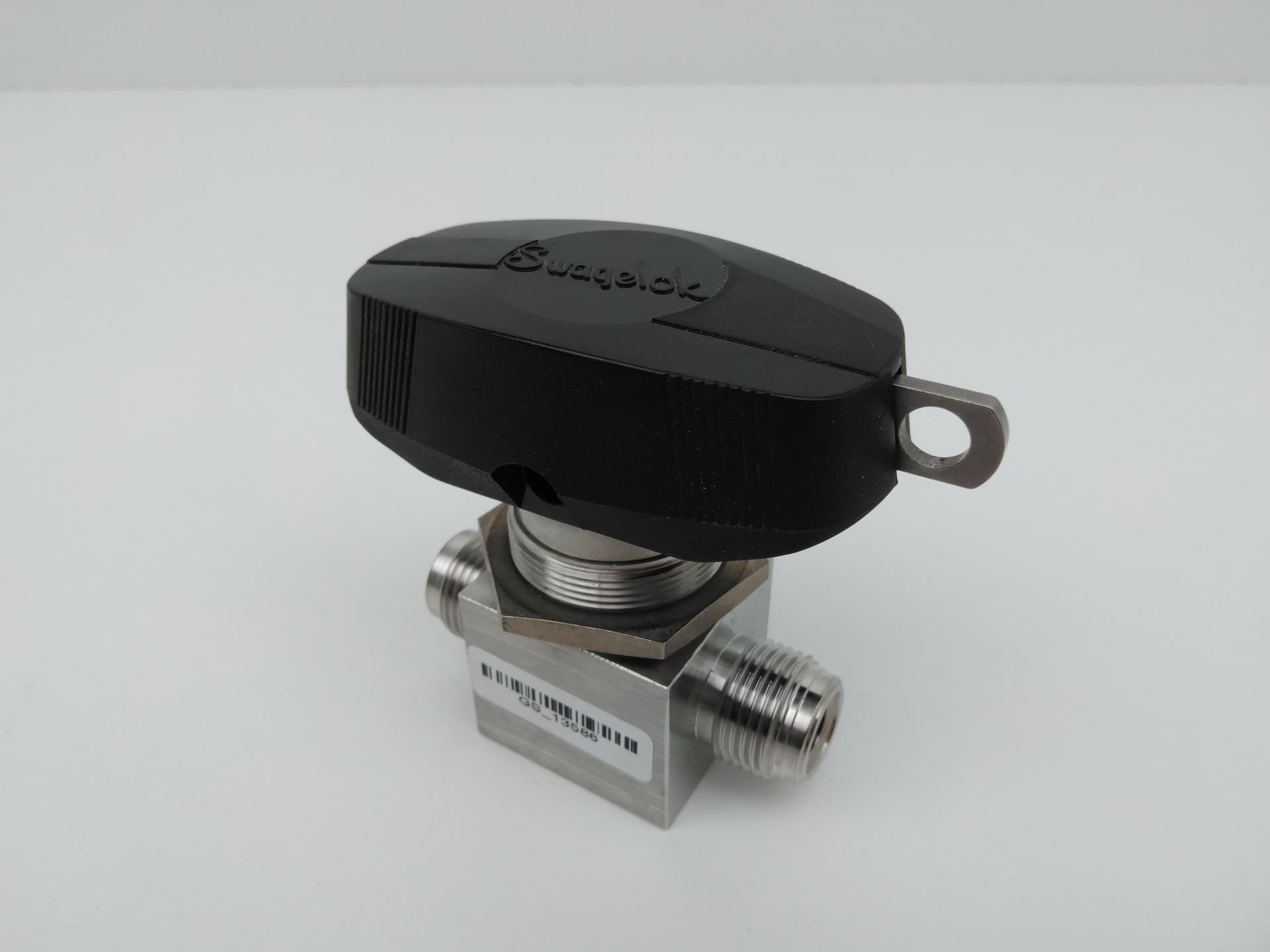 Swagelok SS-45VCR8-LL 12 Cv, 1/2 in. Male1-Piece 40 Series Ball Valve