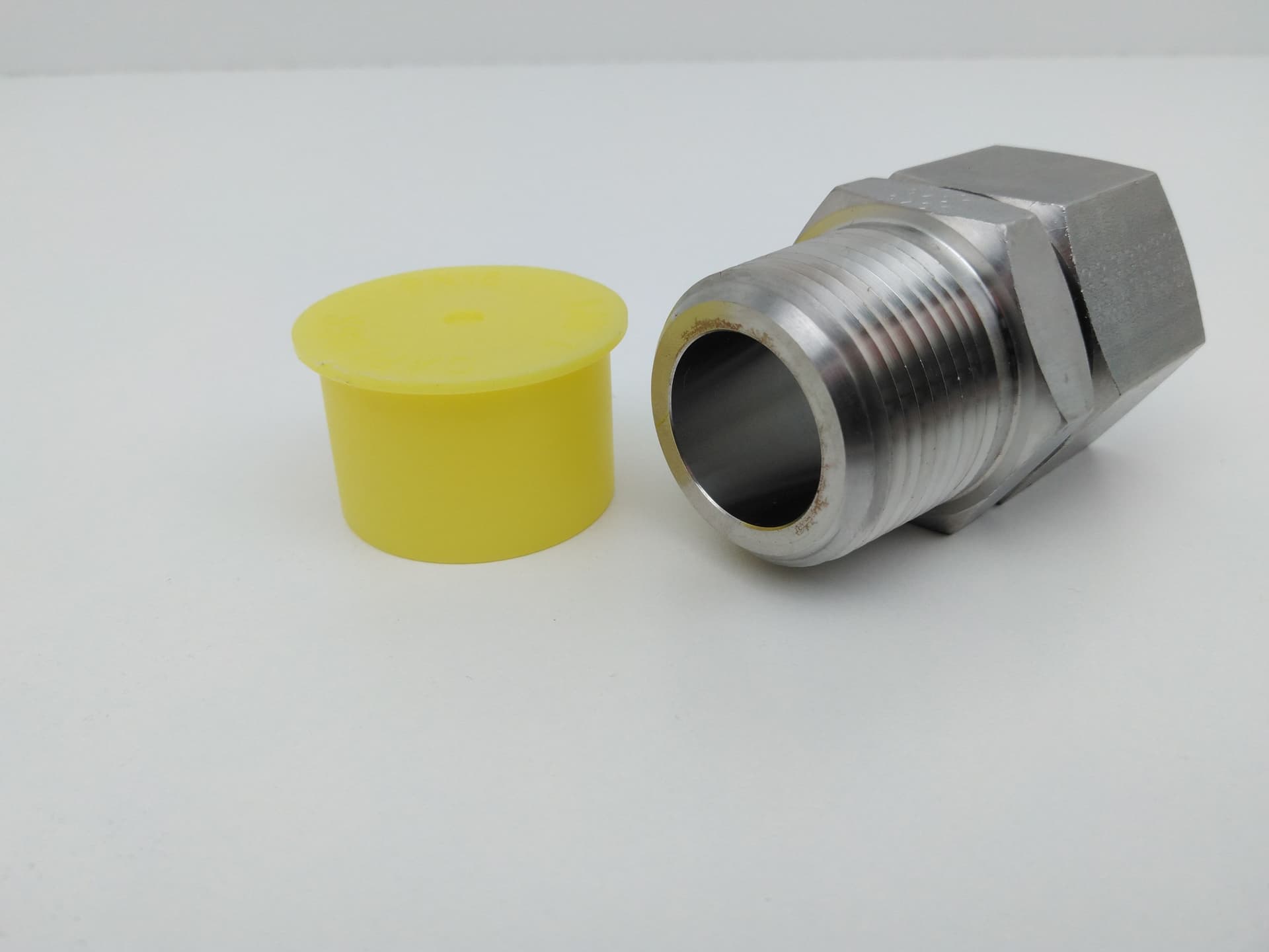 Parker 16F6X-SS 316SS 1" JIC 37 X 1" MNPT
