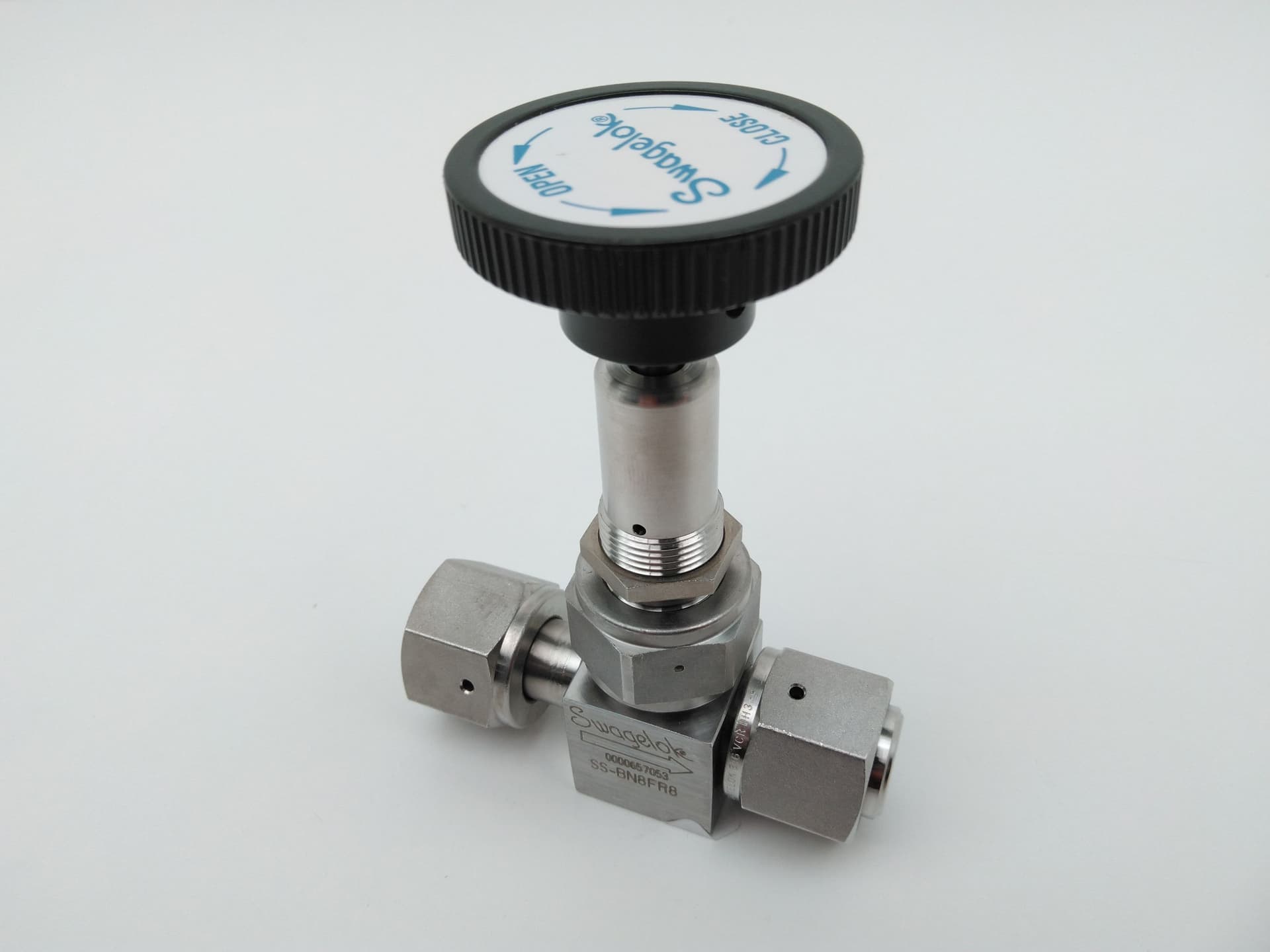 Swagelok SS-BN8FR8 316L Stainless Steel High Purity Bellows Sealed Valve