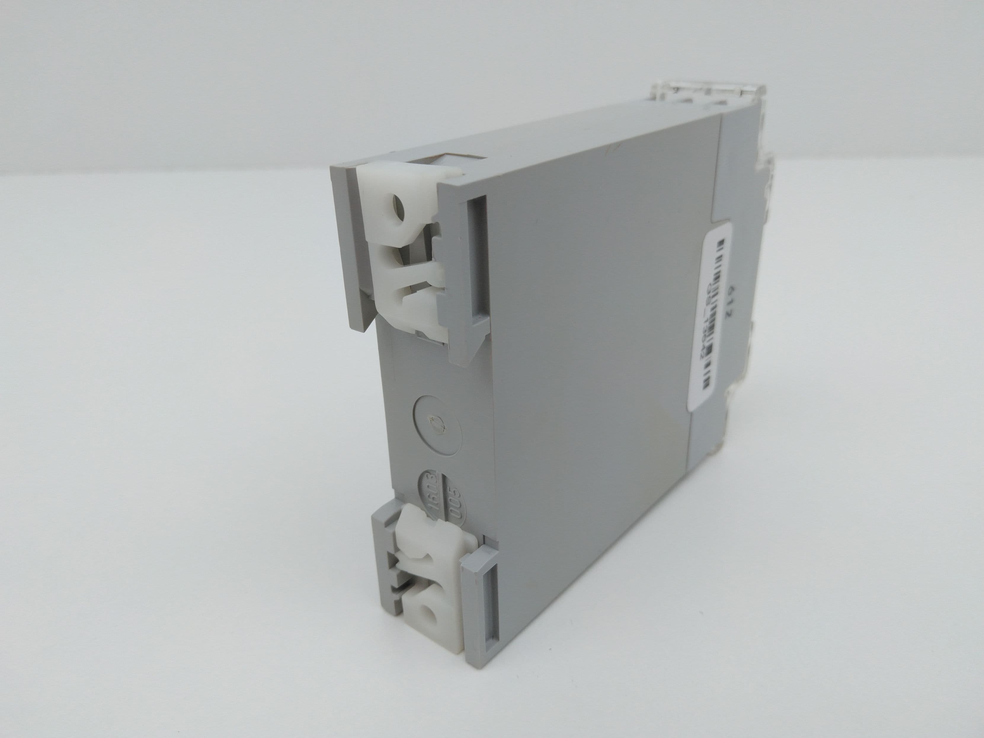 Baumer Electric MVF-63T66-PNP Amplifier Sensor Module