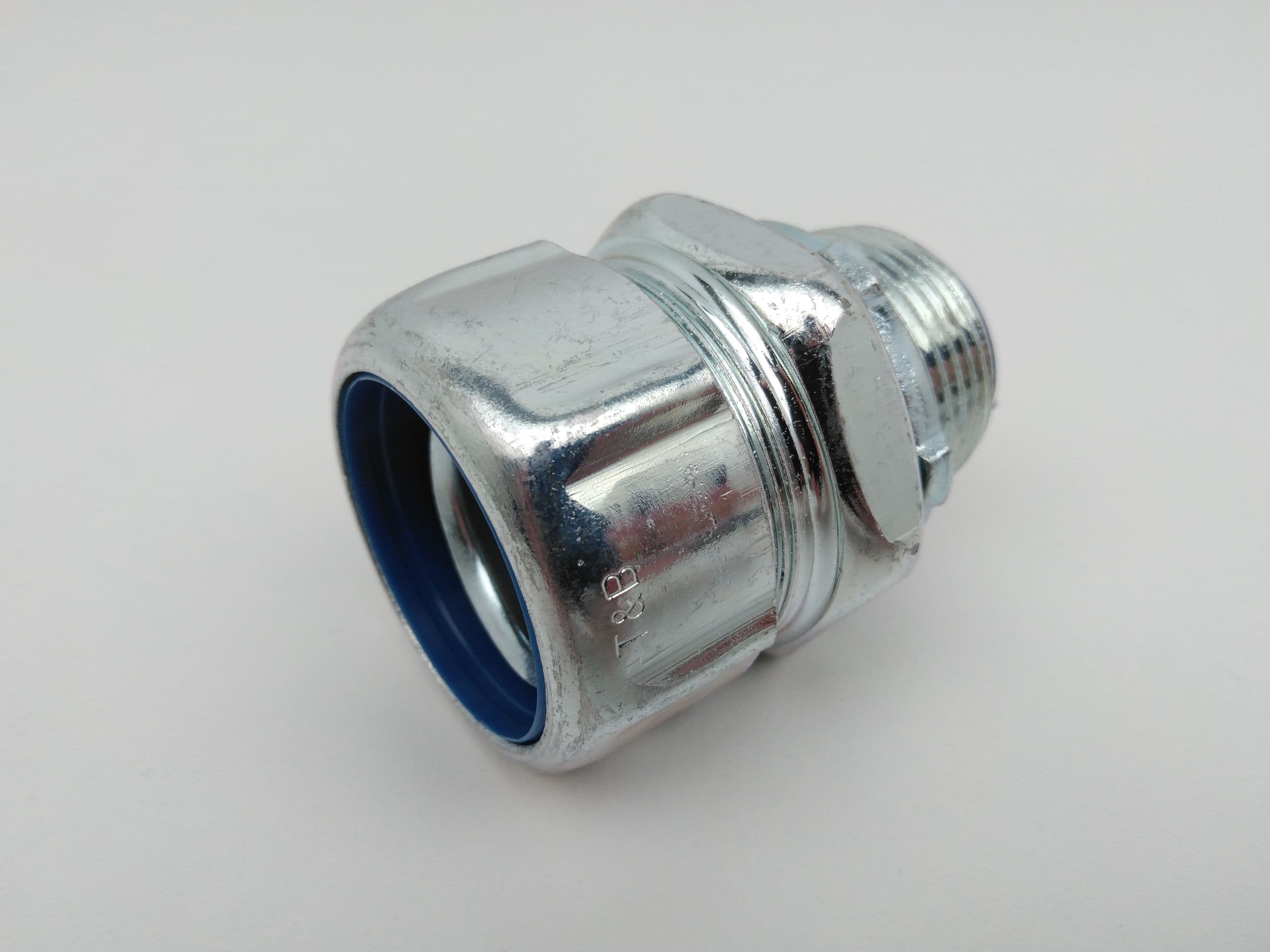 Thomas & Betts 5334-TB Straight Insulated LiquidTight Connector, 1"