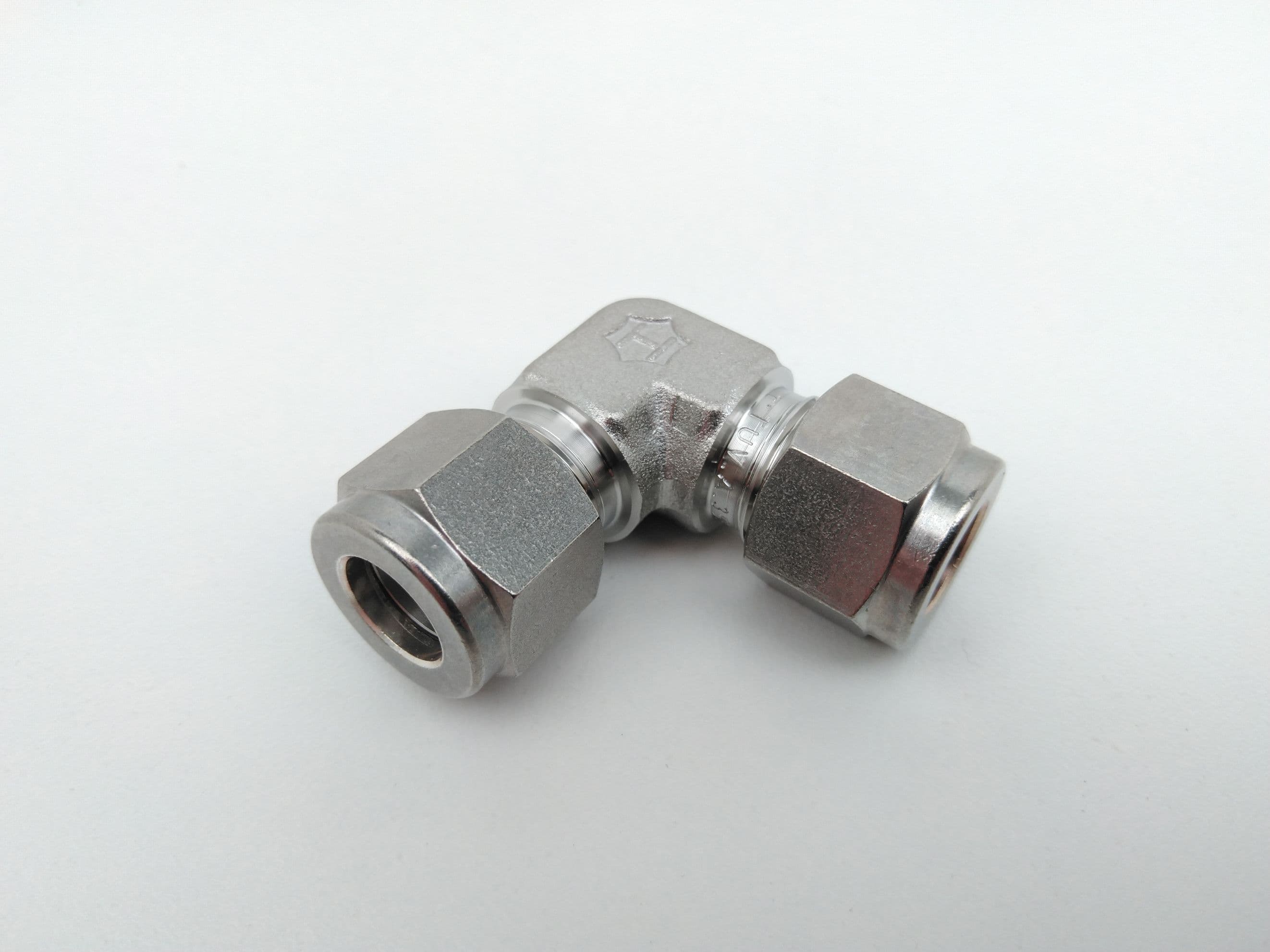 Ham-Let 765LSS 316SS 3/8" Union Elbow