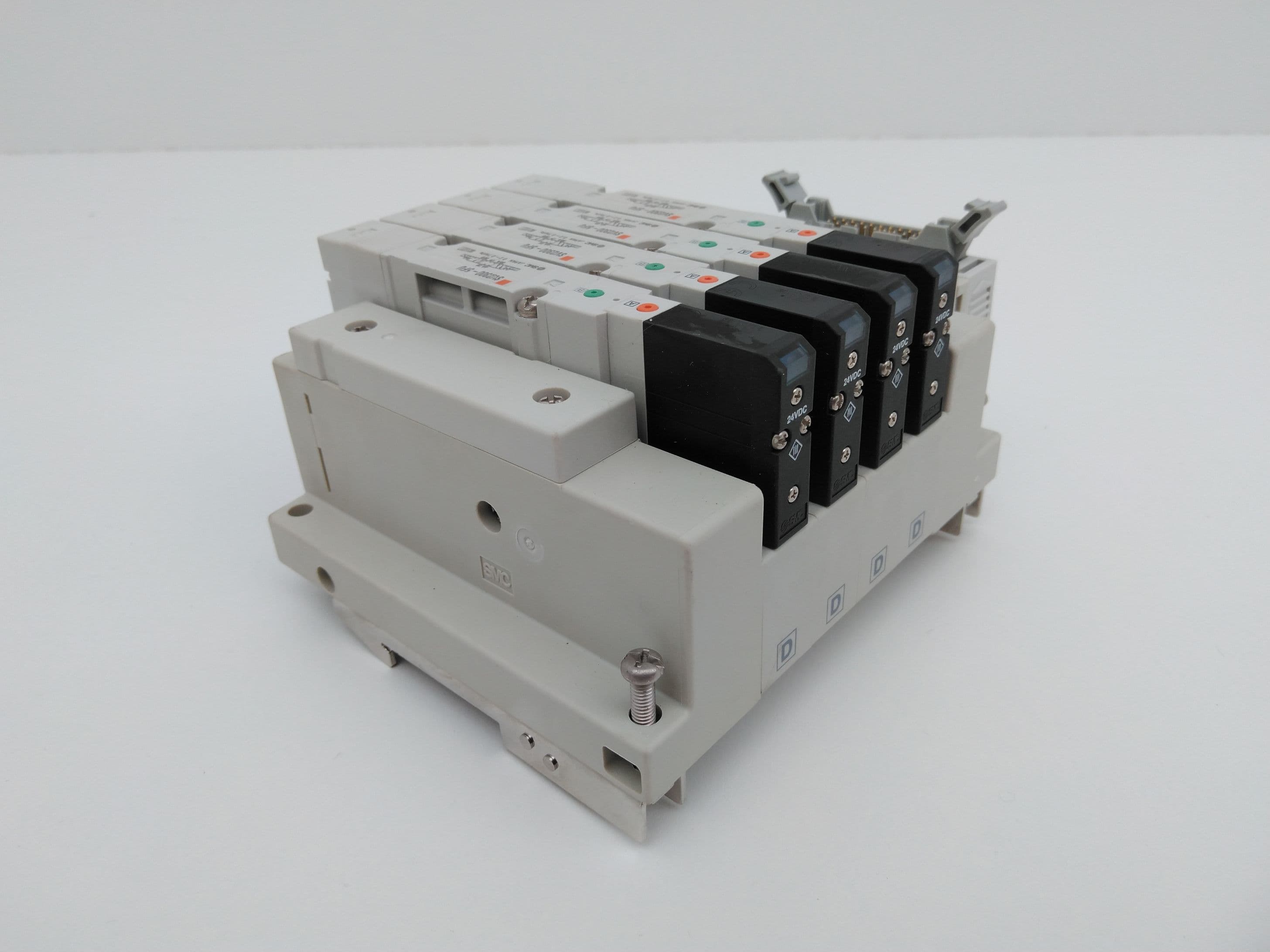 SMC SV2300-5FU 4 Position Pneumatic Manifold/ Solenoid Assembly