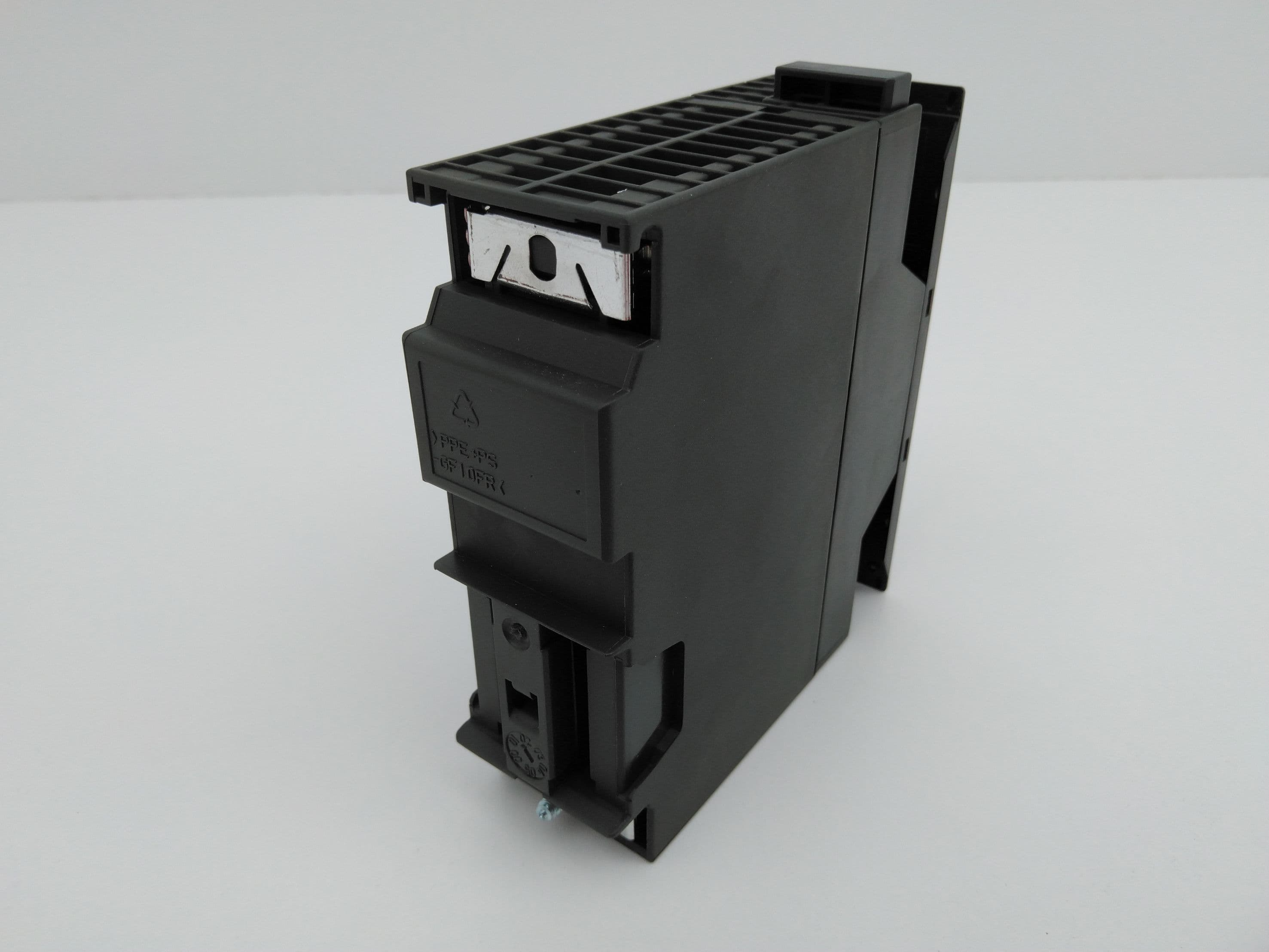 Siemens 6ES7 322-1BH01-0AA0 SIMATIC S7 Digital Output Module