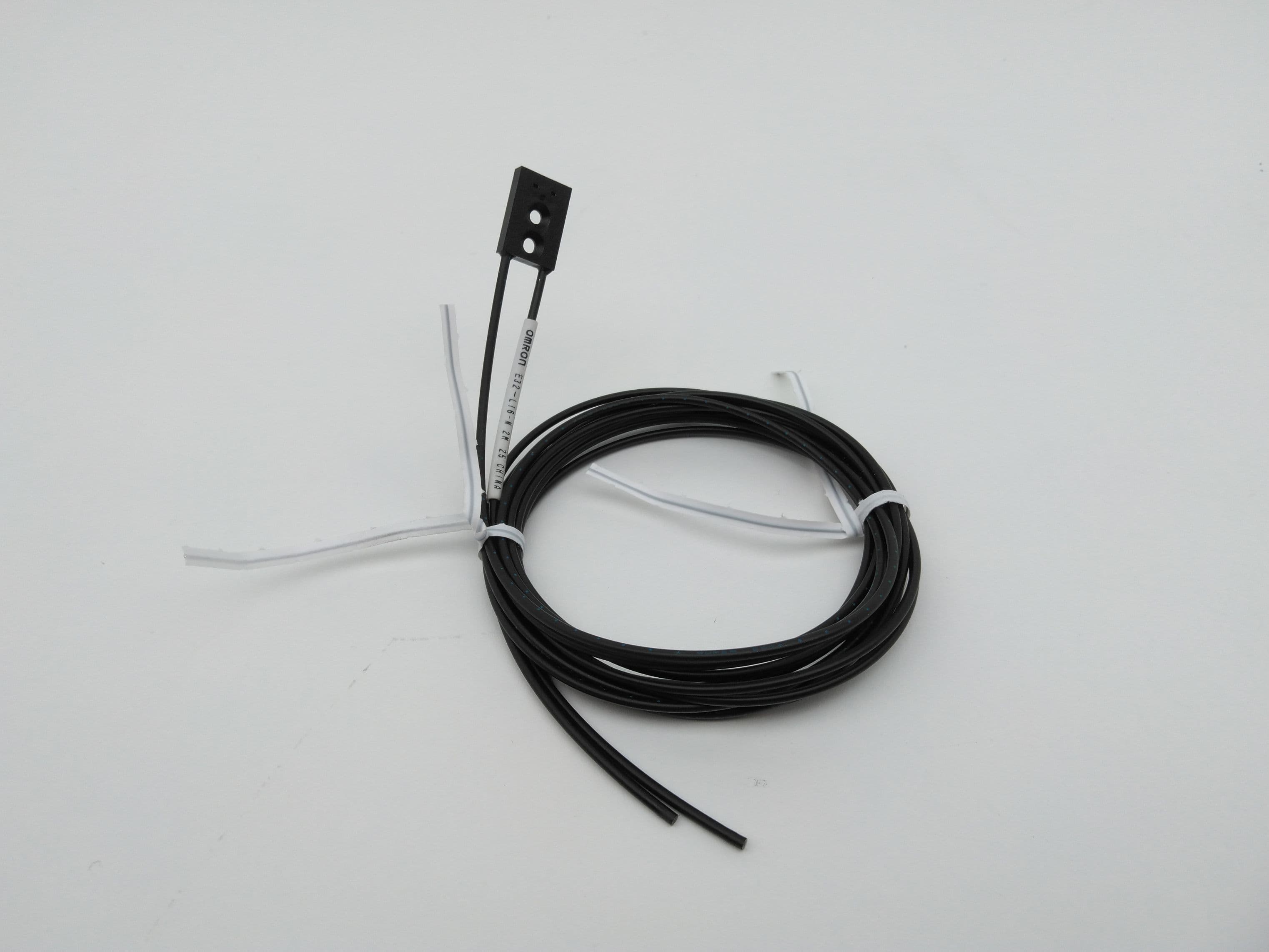 Omron E32-L16-N 2M Fiber Optic Sensor Head