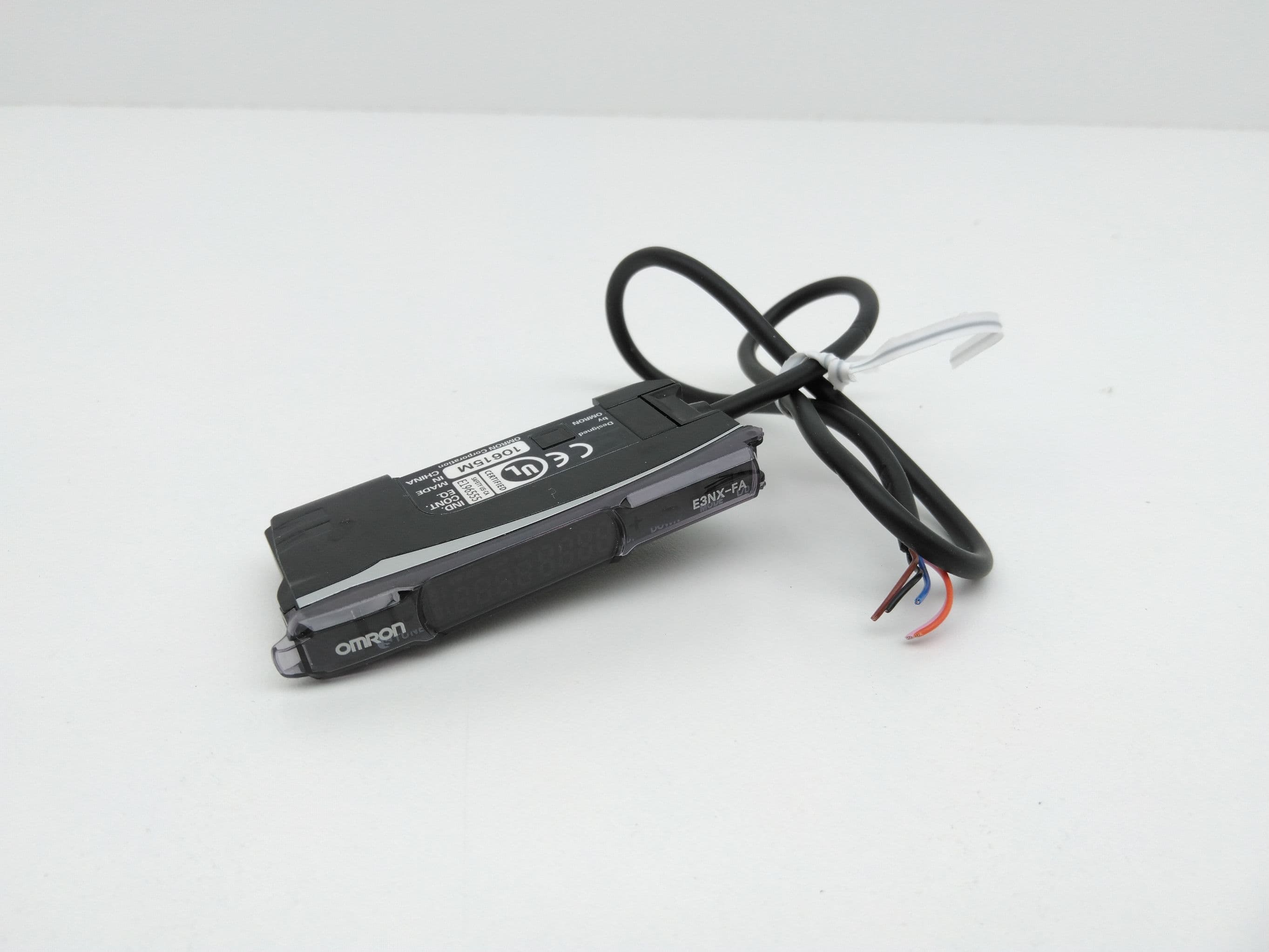Omron E3NX-FA51 Fiber Optic Photoelectric Sensor
