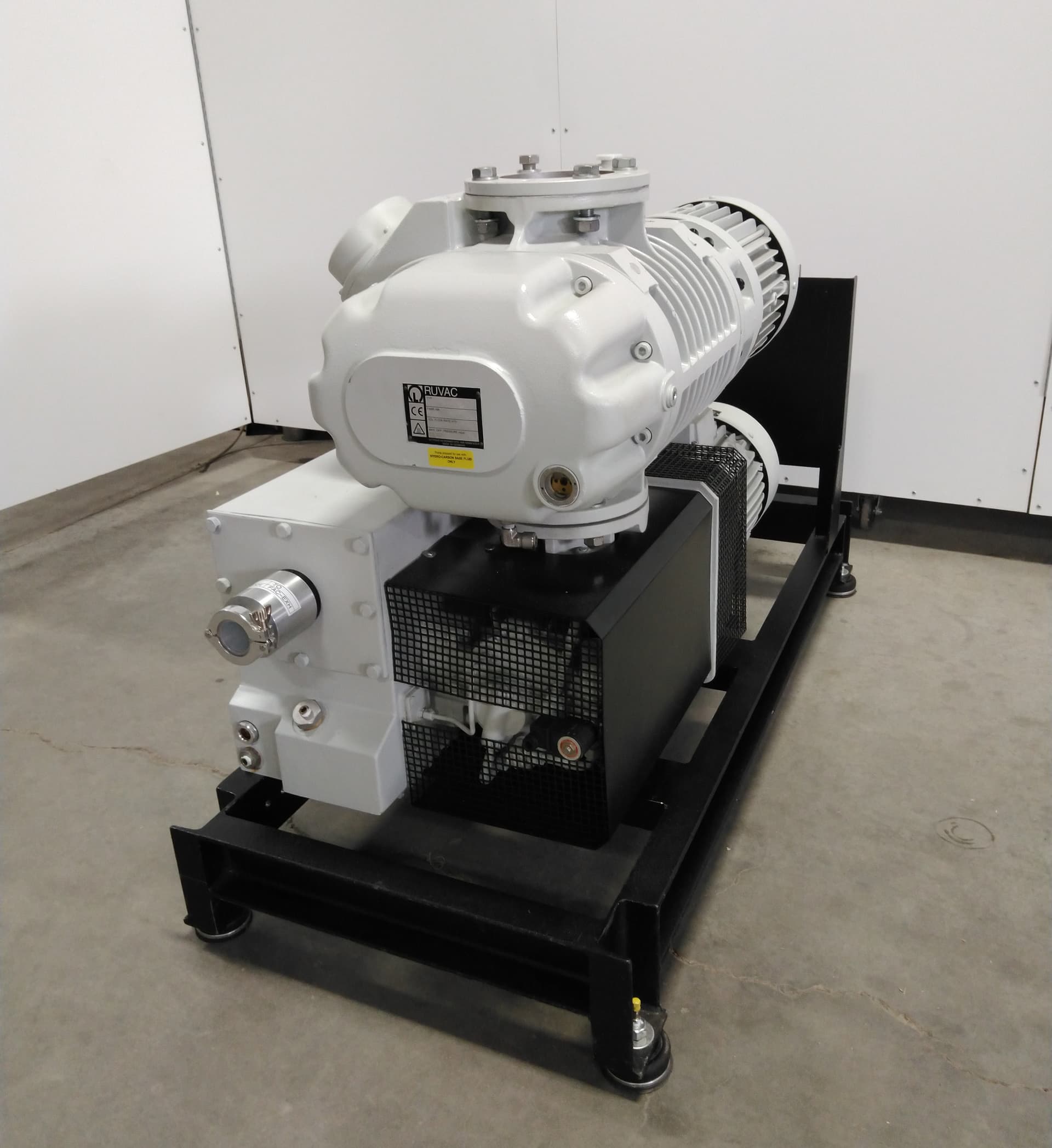 Oerlikon Leybold RUTA WSU1001 SV300 Vacuum Pumping System