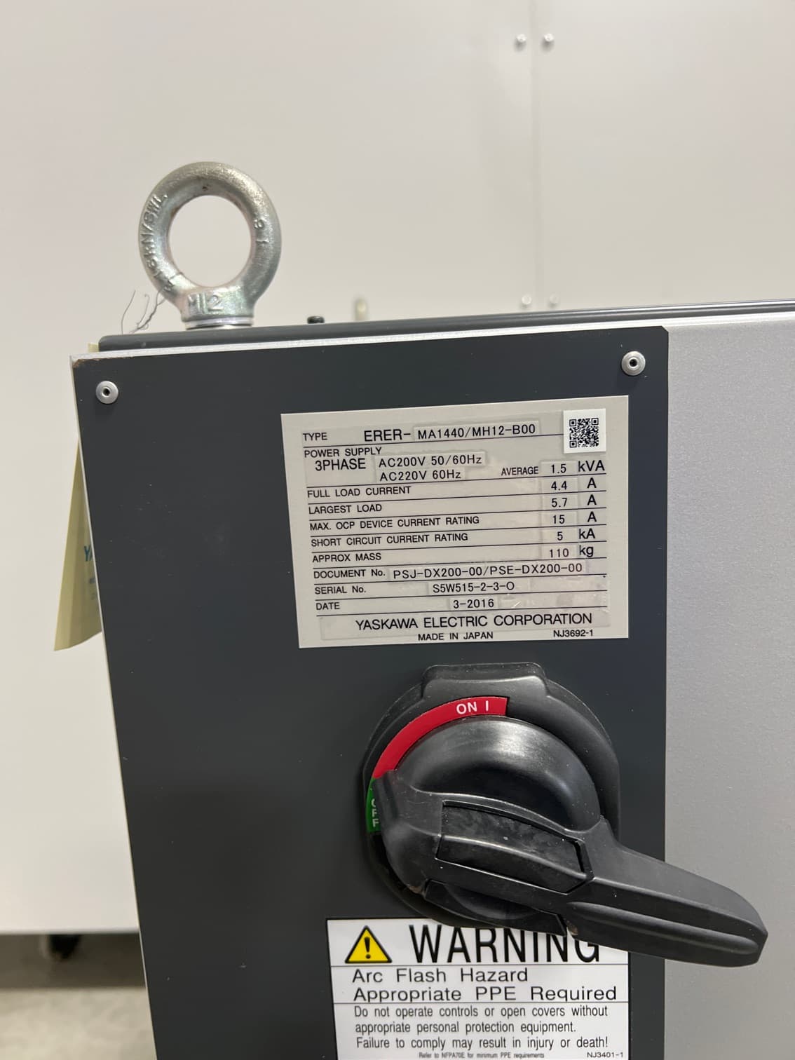 Yaskawa DX200 ERER-MA1440/MH12-B00 Controller for MH12 Robot