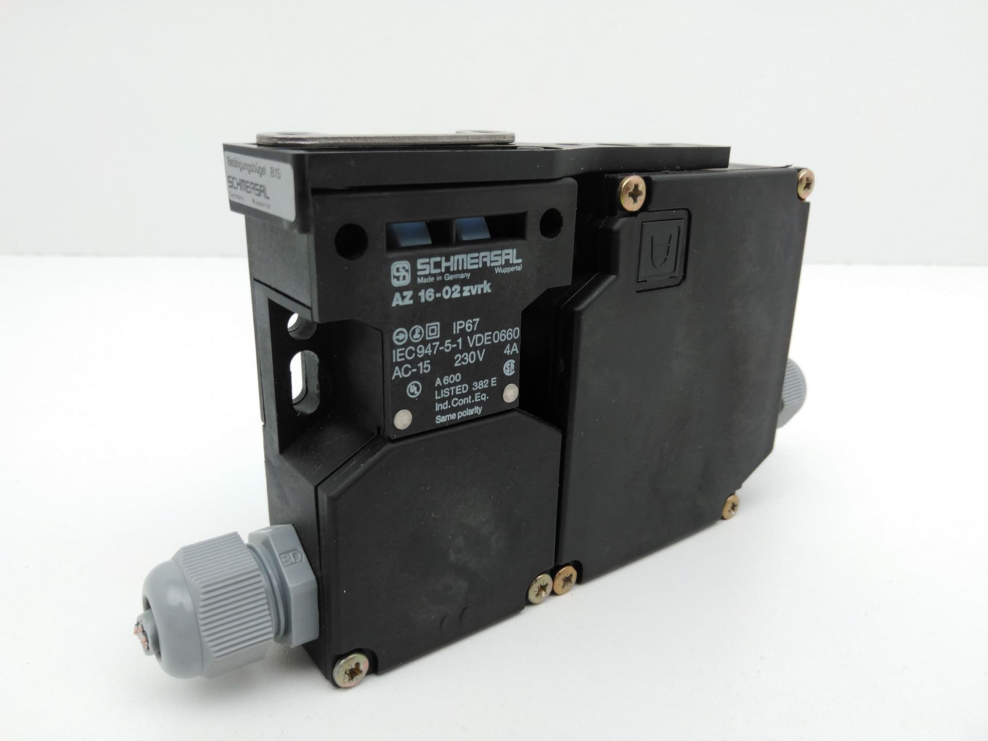 Schmersal AZ16-02ZVRK Safety Switch with Separate Actuator