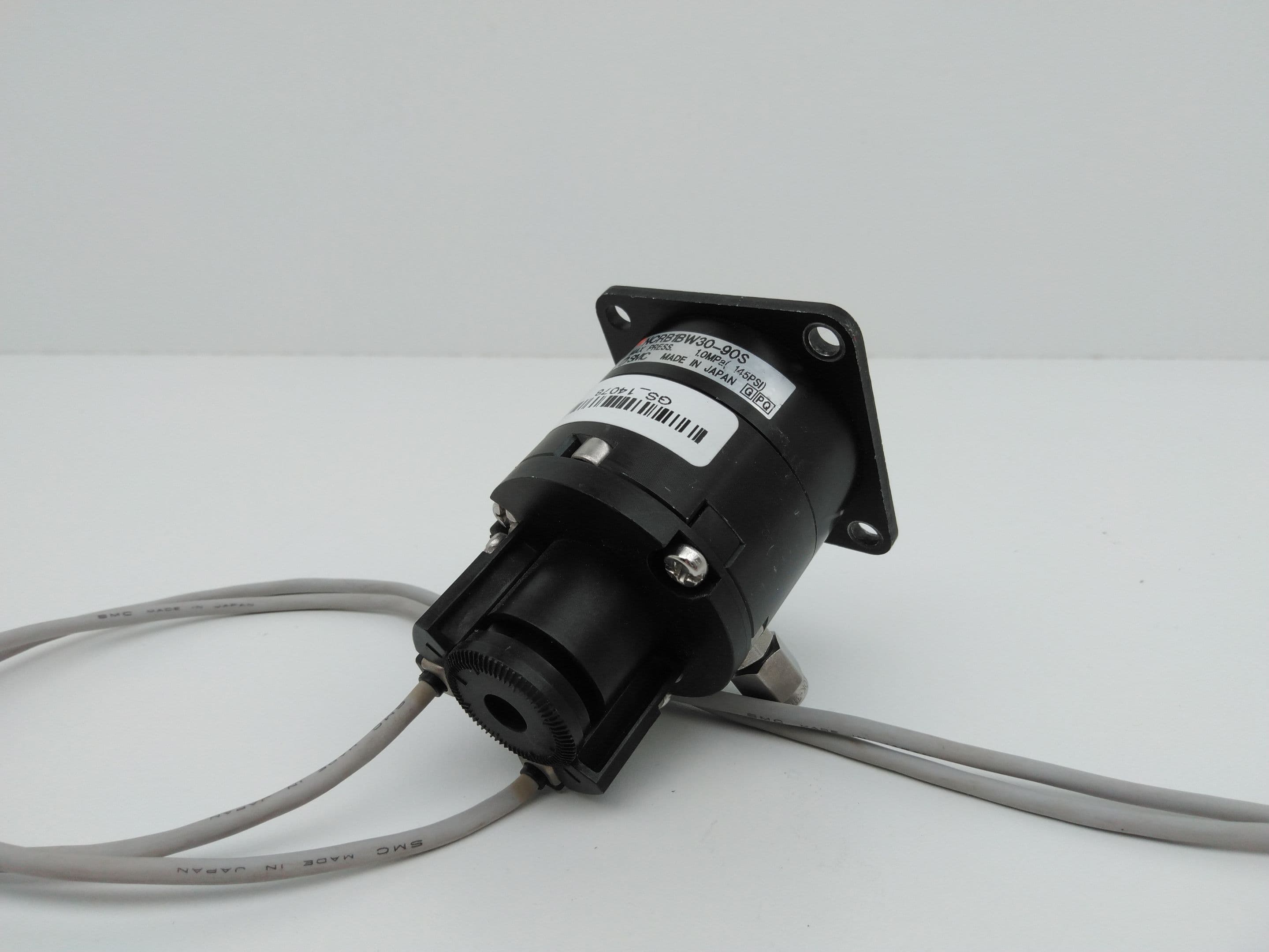 SMC NCRB1BW30-90S, D-R732 Side ported Pneumatic Rotary Actuator