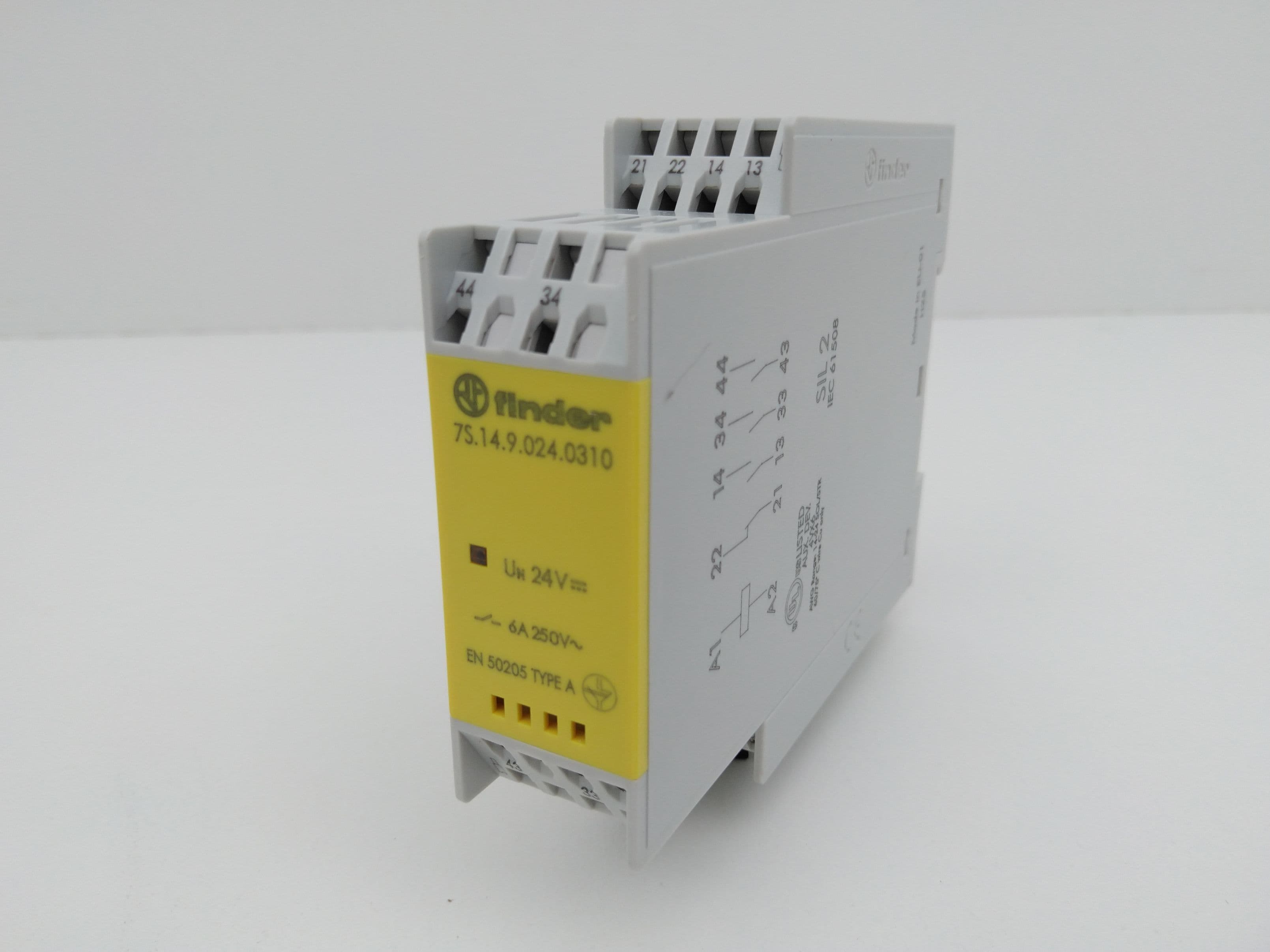 Finder 7S.14.9.024.0310 Safety Relay, 24VDC, 6A 250VAC