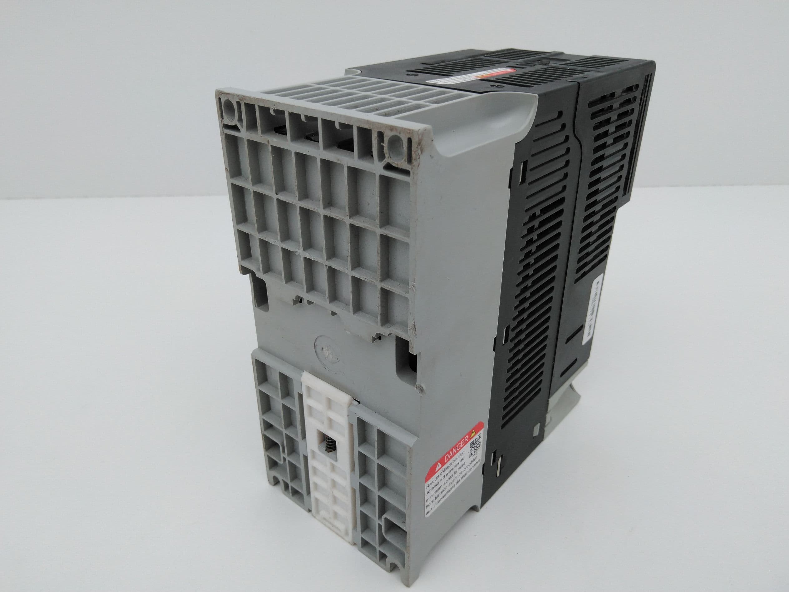 Allen-Bradley 25A-D010N104 PowerFlex 523 AC Drive