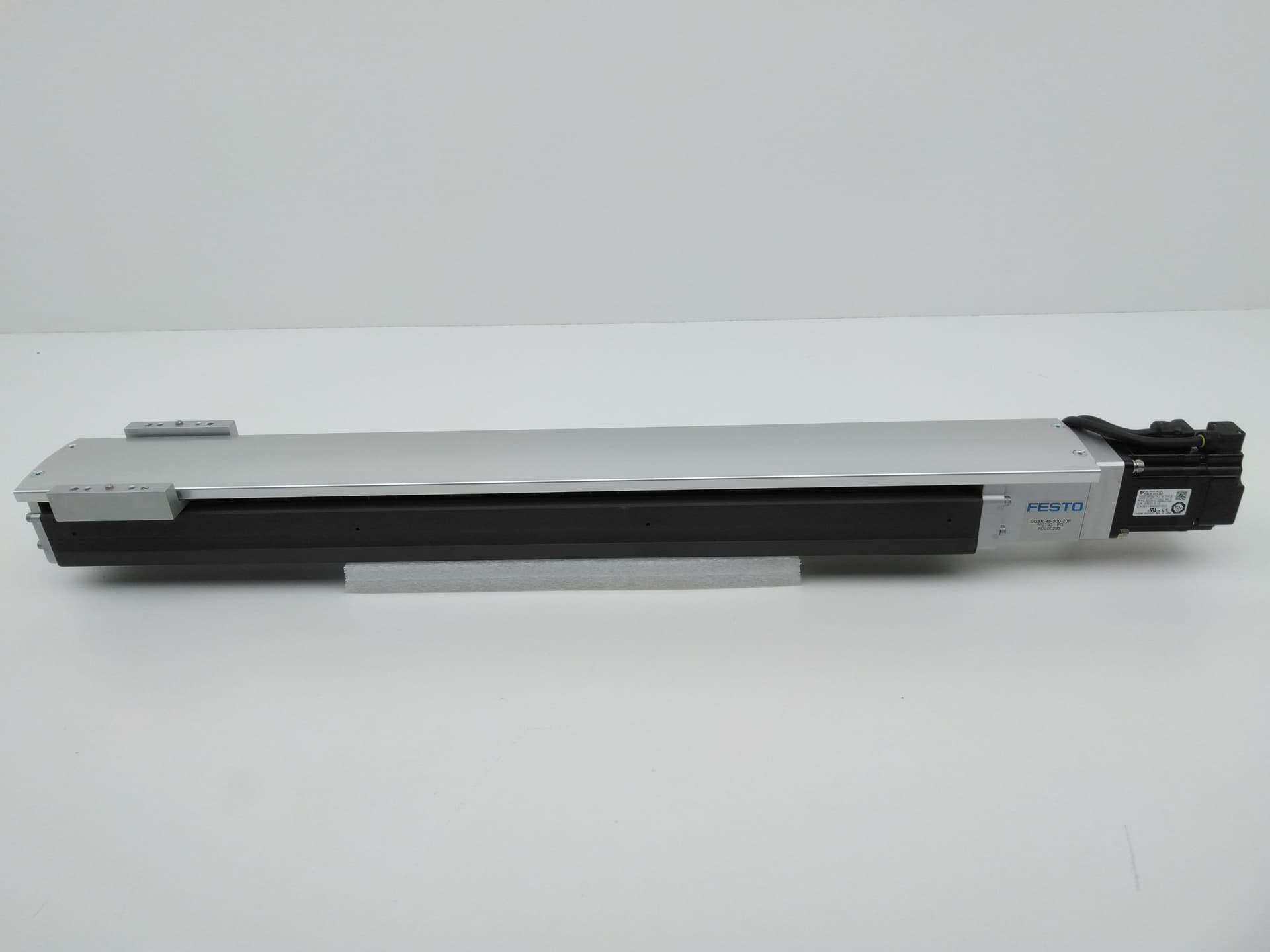 Festo/ Yaskawa EGSK-46-500-20P/SGMJV-02A3A21 Ball Screw linear Actuator, 500mm