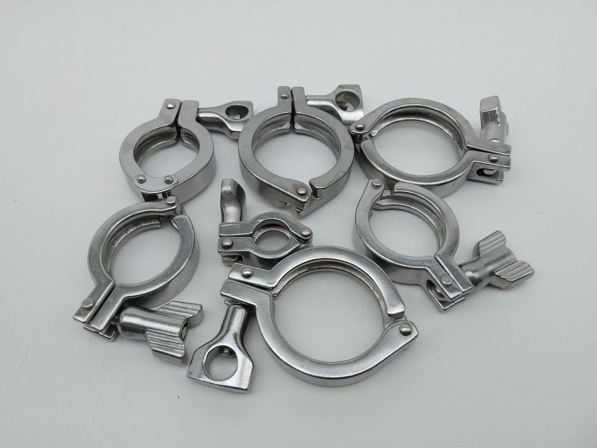 Unbranded 1", 1-1/2", 2“ Sanitary Stainless Steel Hinged Clamps w/ Wing Nut