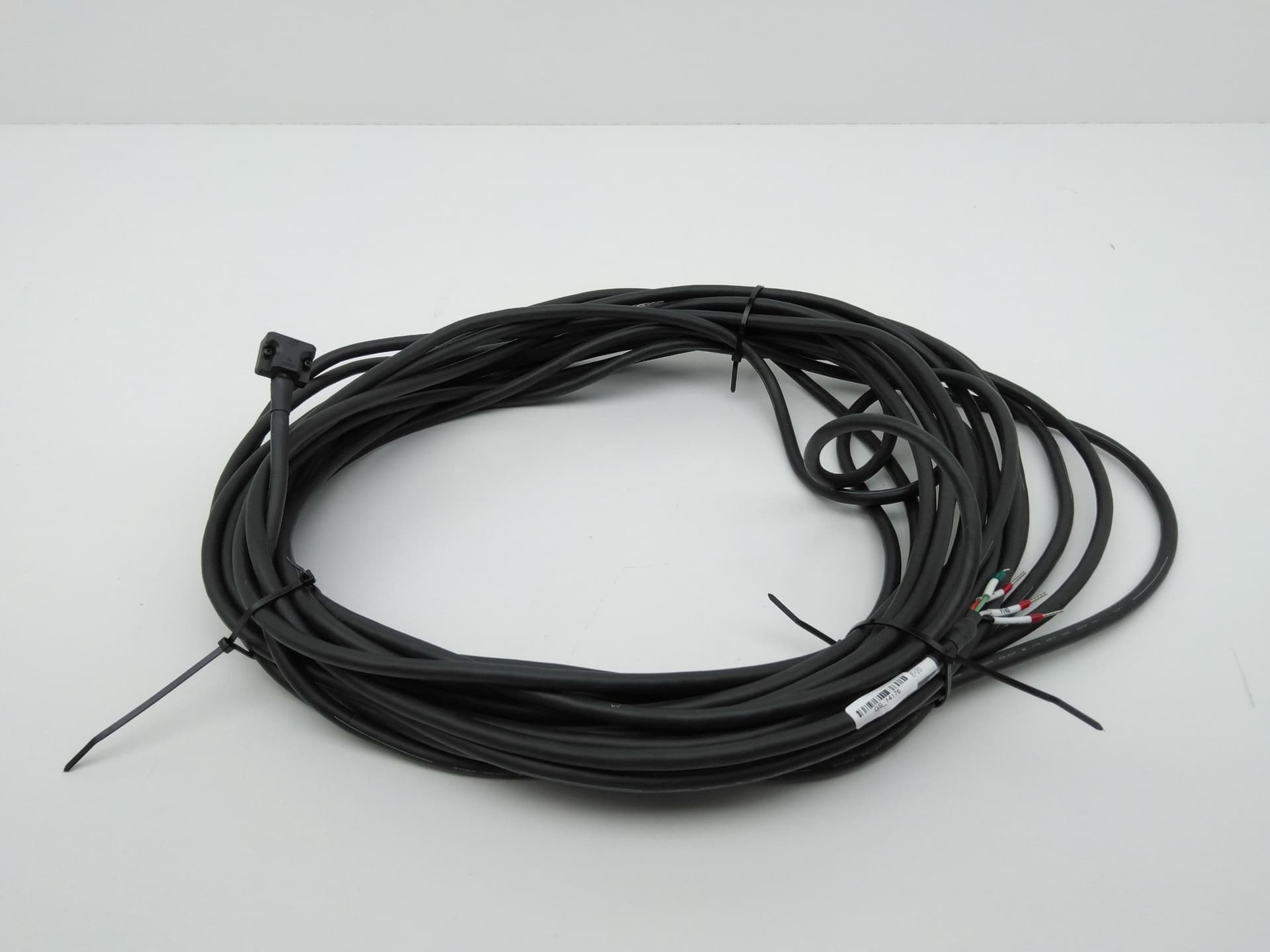 Yaskawa JZSP-CSM23-20-E SGMJV Servomotor cable 20M, 750W