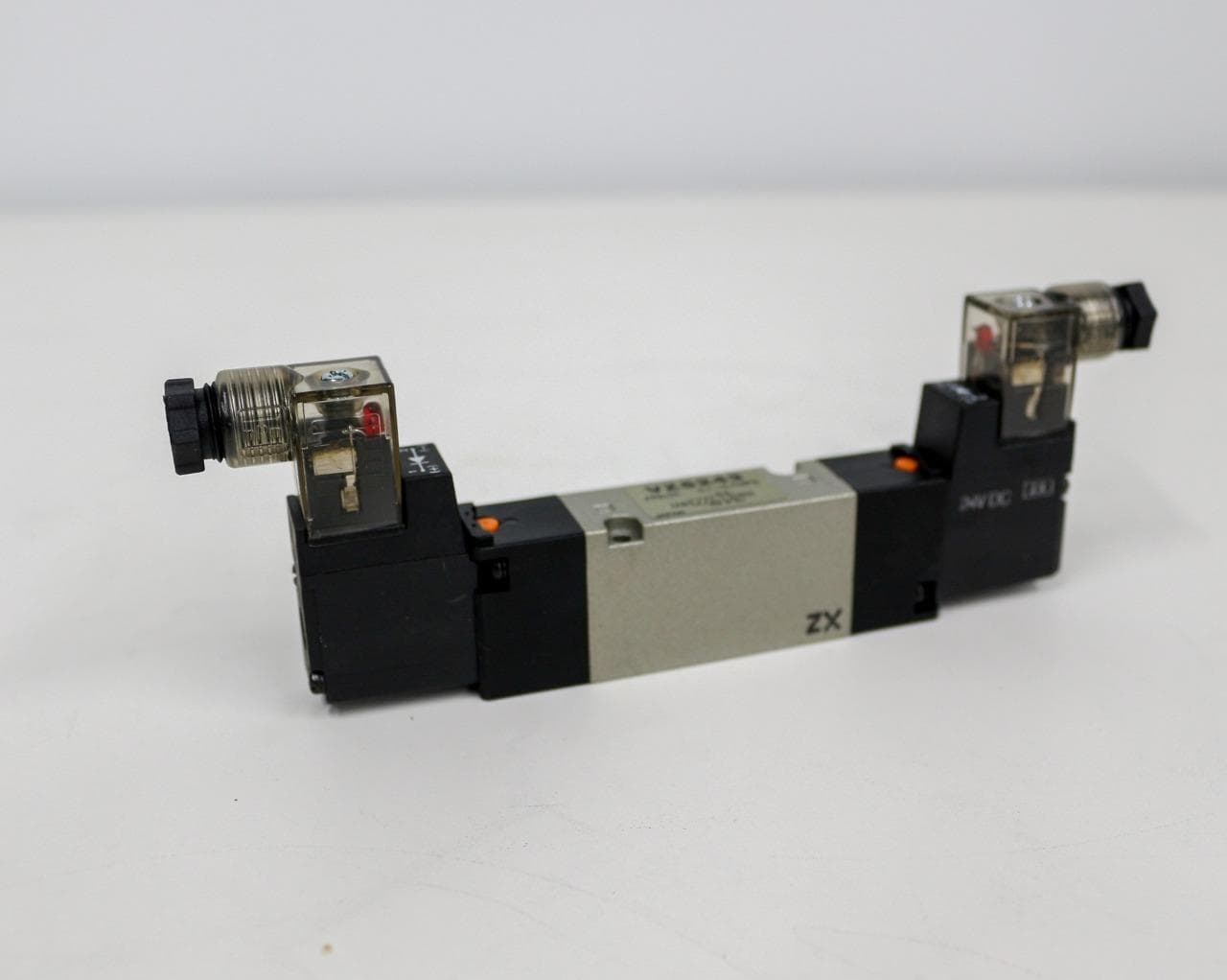 SMC VZ5243 Solenoid Valve