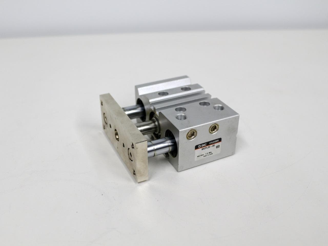 SMC MGPL25-20 , MGP Compact Guided Cylinder