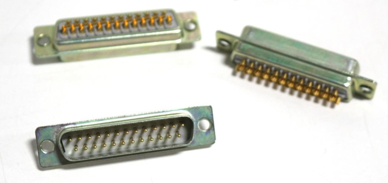 Unknown 25 Pin Male Assembly D Sub Solder Plug Connector, Gold Plated