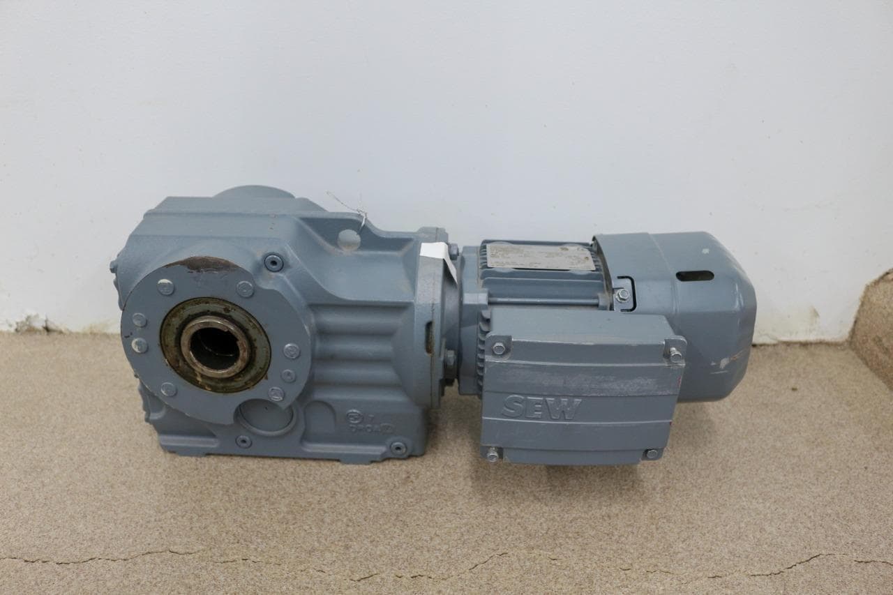 Sew-Usocome KA57 DRS71S6BE05 , Gear Motor, Mandrel Clutch Motor